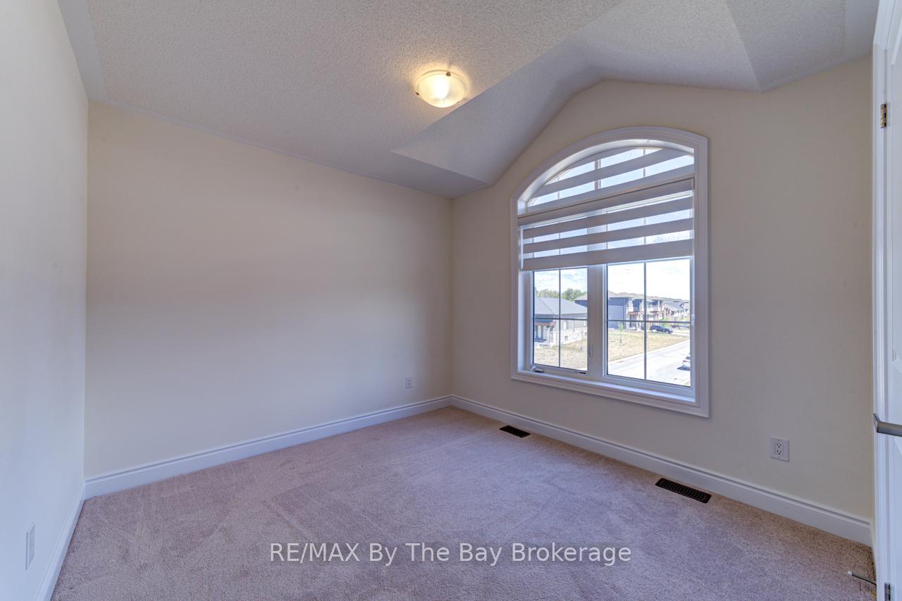 Photo 31 of 19 Beatrice Drive, Wasaga Beach — HOMEH