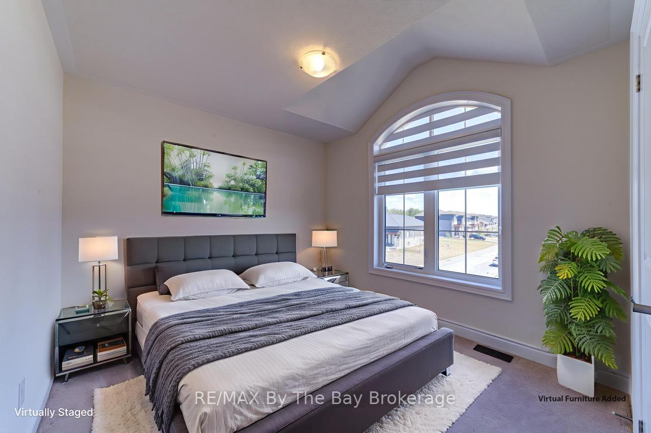 Photo 32 of 19 Beatrice Drive, Wasaga Beach — HOMEH