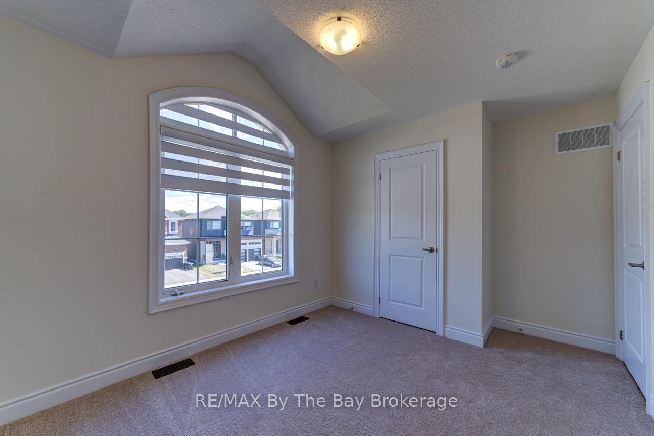 Photo 33 of 19 Beatrice Drive, Wasaga Beach — HOMEH