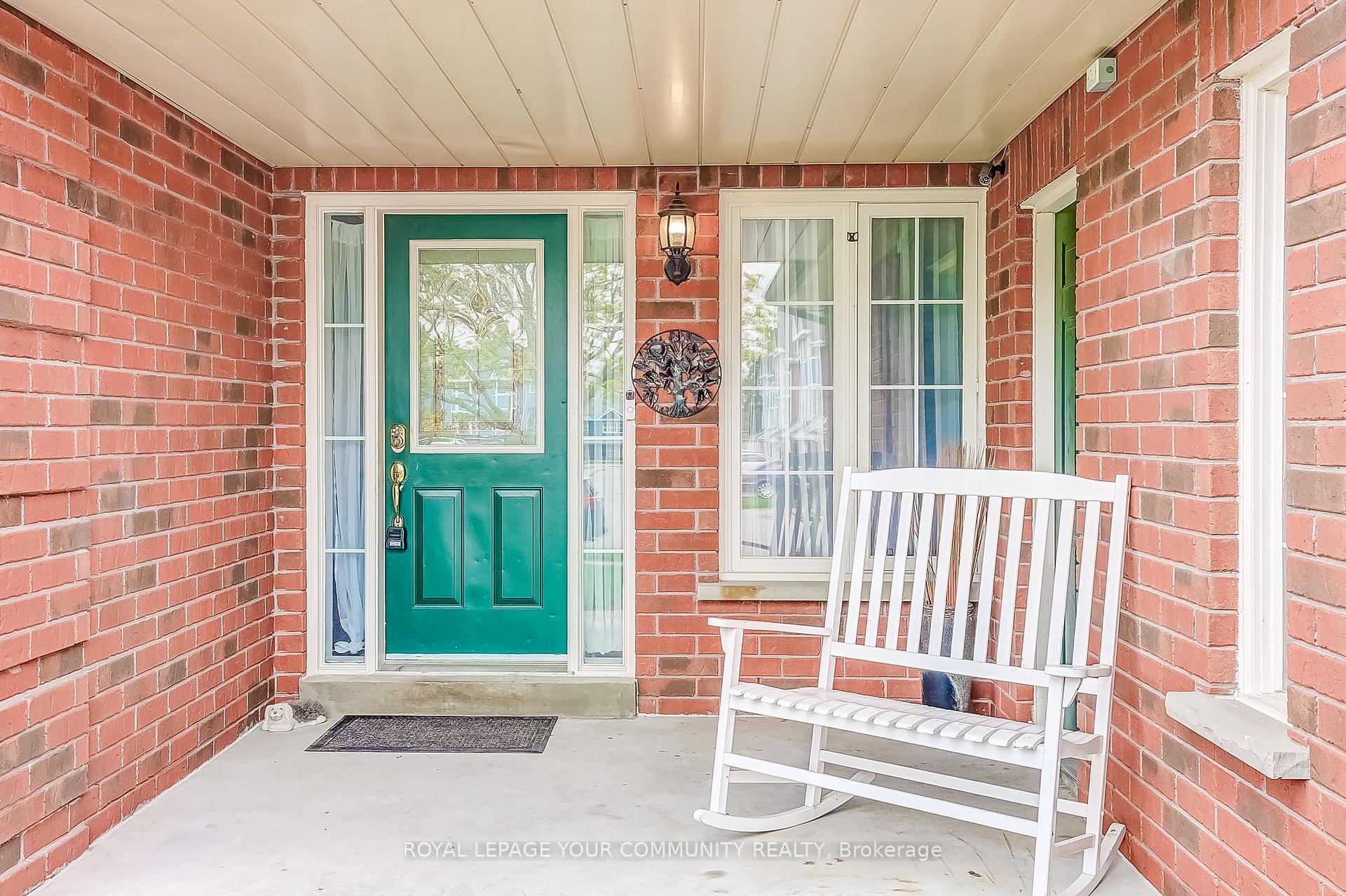 Photo 2 of 46 Enzo Crescent, Uxbridge — HOMEH