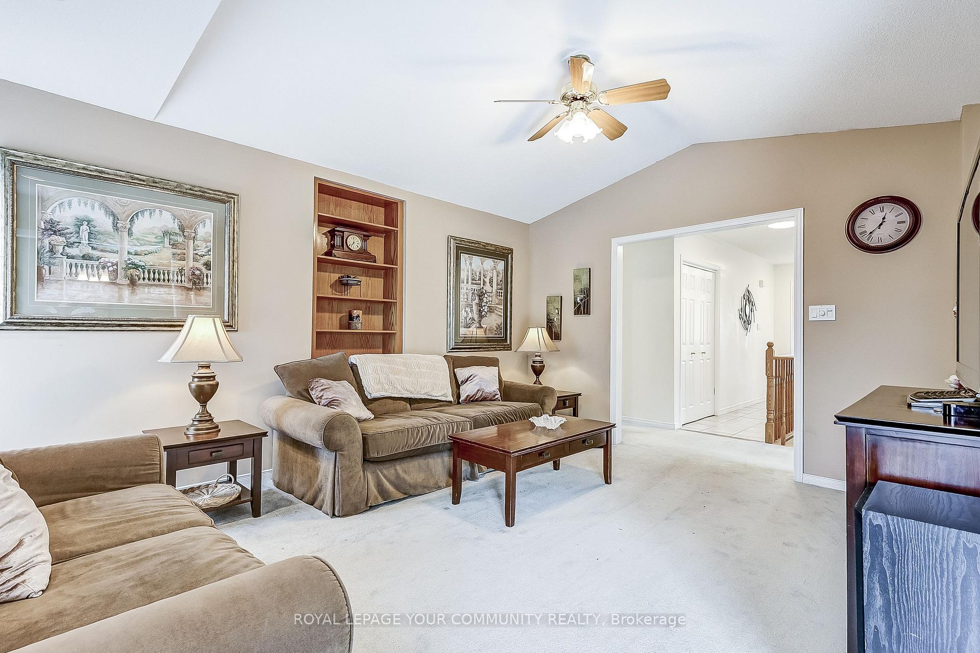 Photo 4 of 46 Enzo Crescent, Uxbridge — HOMEH