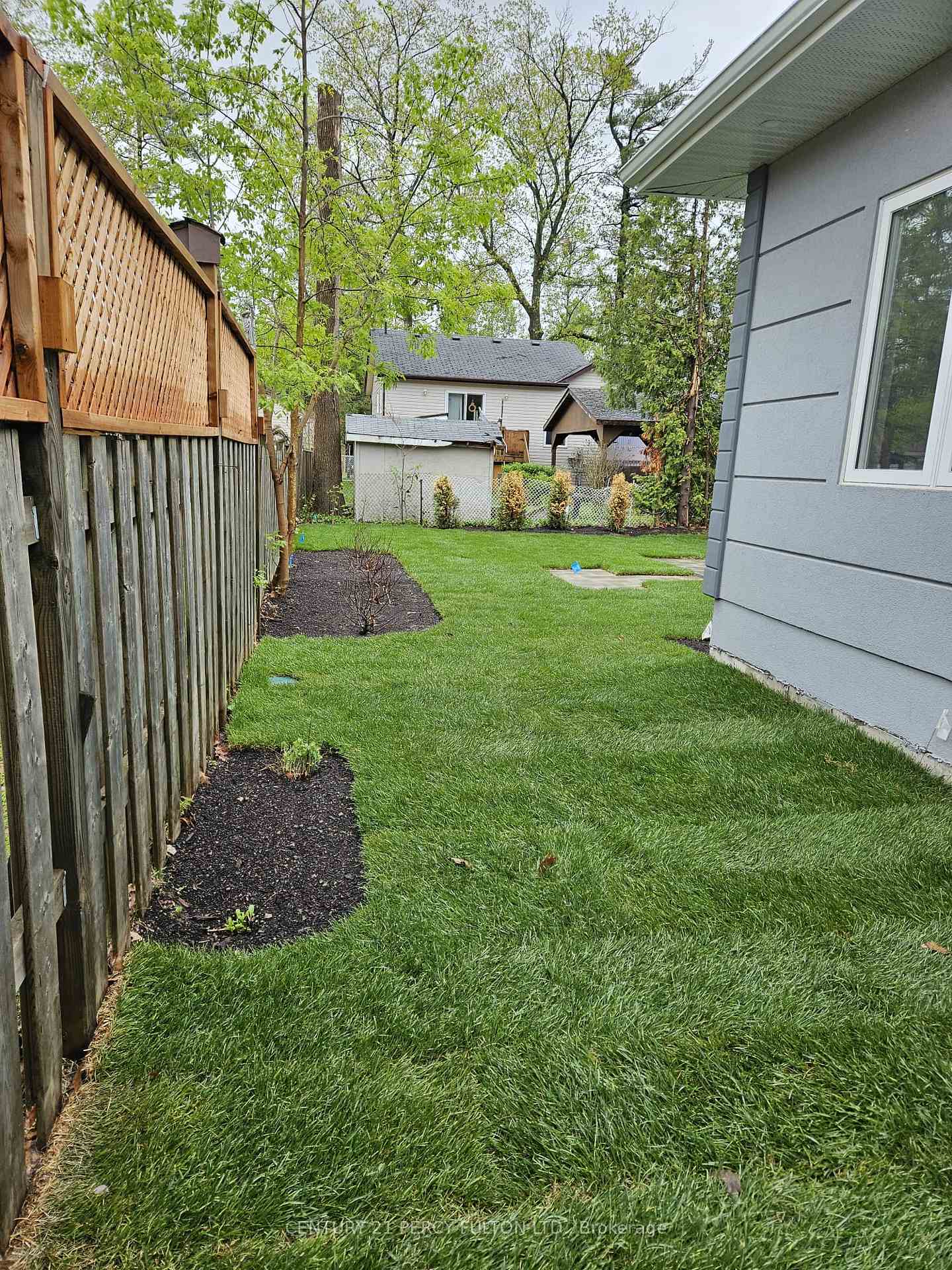 Photo 2 of 61 Glenwood Drive, Wasaga Beach — HOMEH