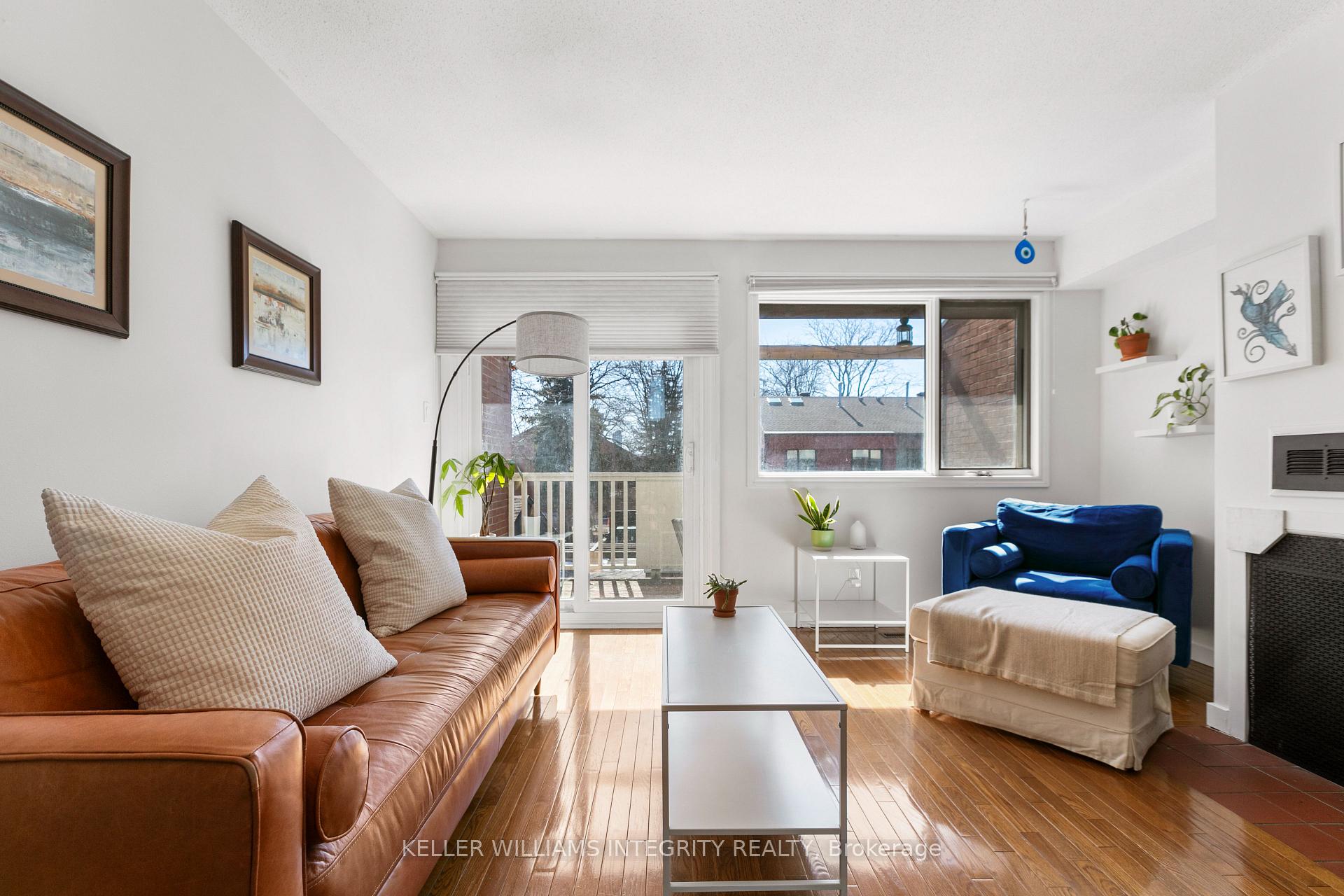 Photo 5 of Unit 15, 120 Walnut Court, Ottawa, West Centre Town — HOMEH