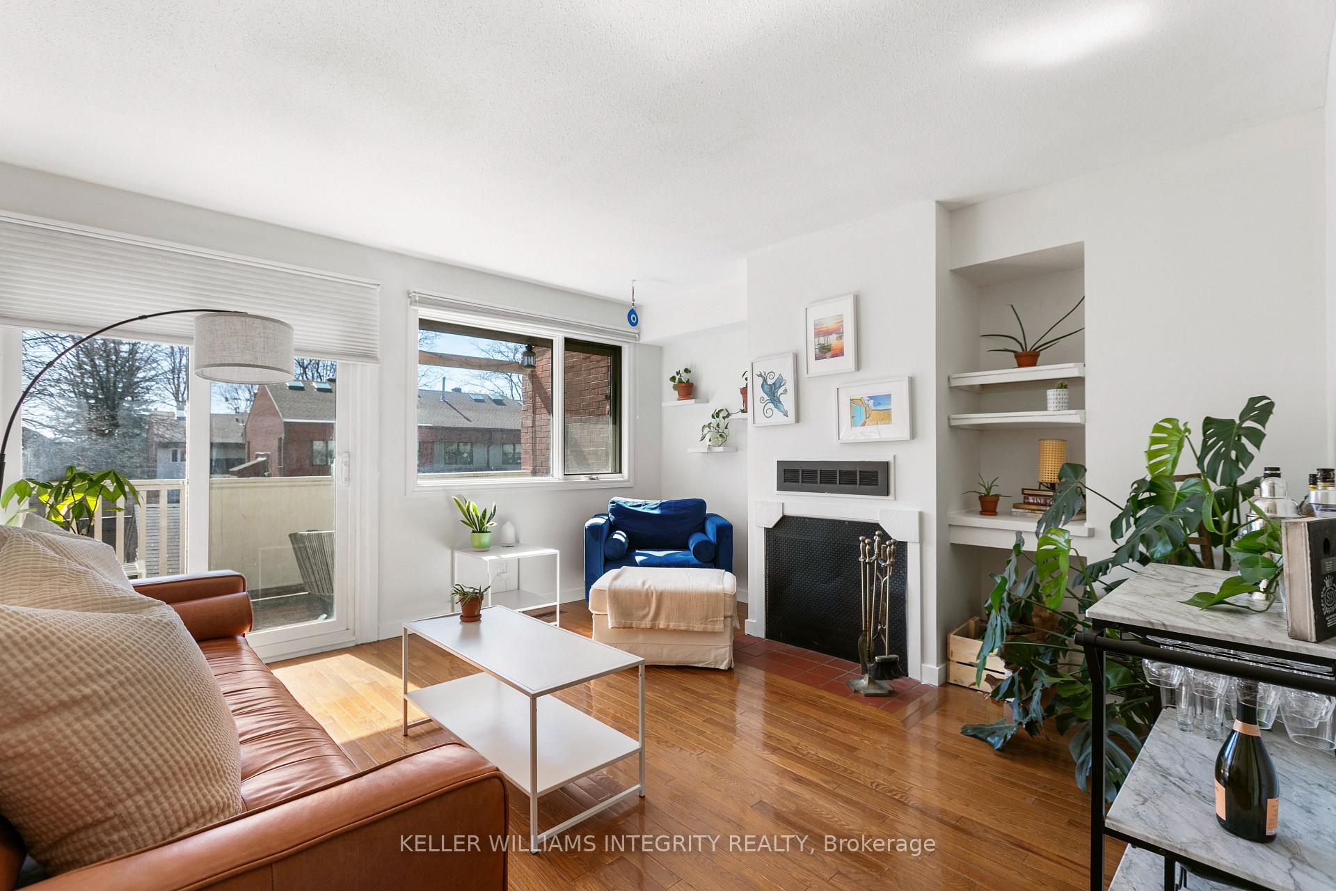 Photo 6 of Unit 15, 120 Walnut Court, Ottawa, West Centre Town — HOMEH