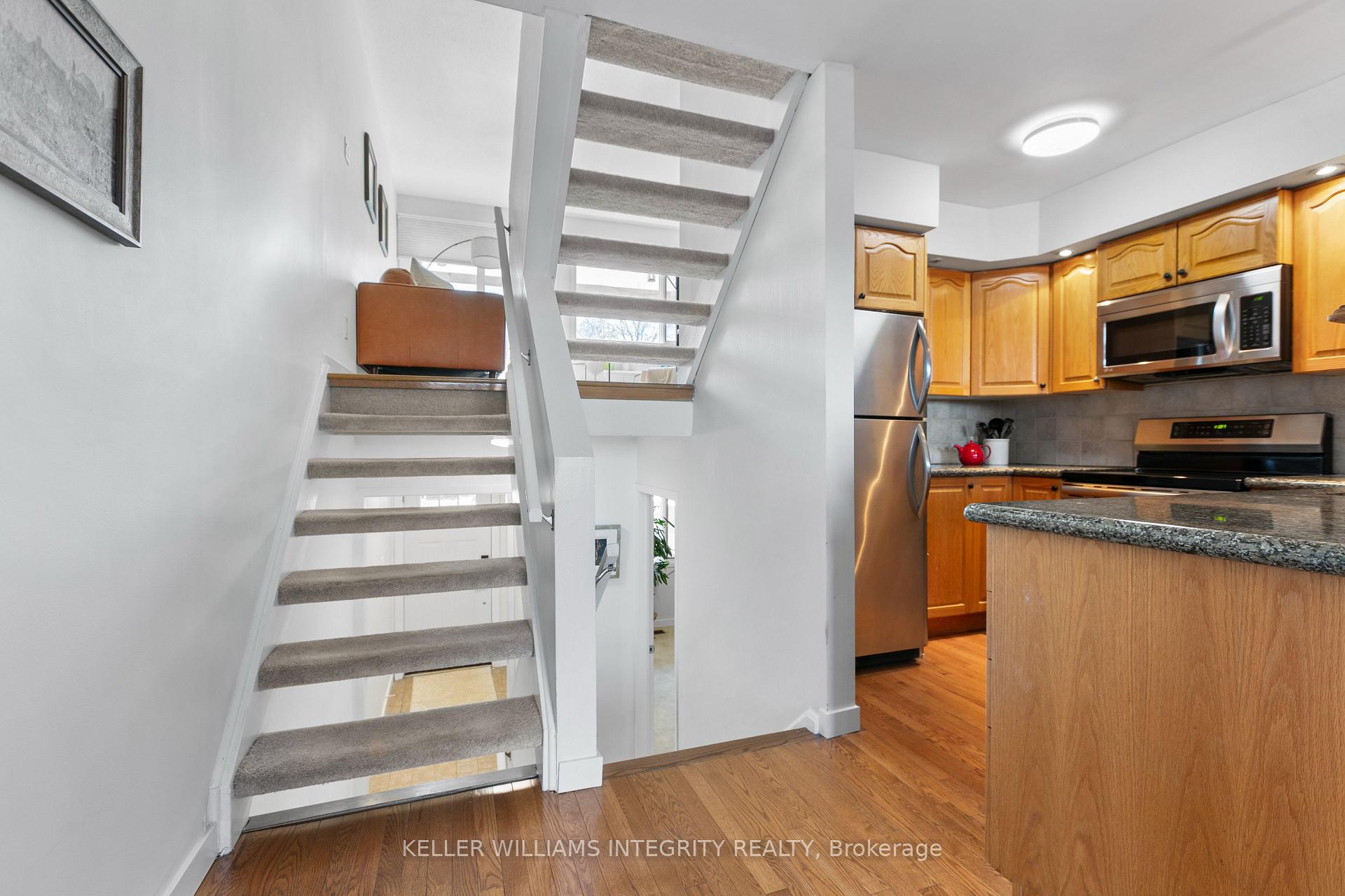 Photo 15 of Unit 15, 120 Walnut Court, Ottawa, West Centre Town — HOMEH