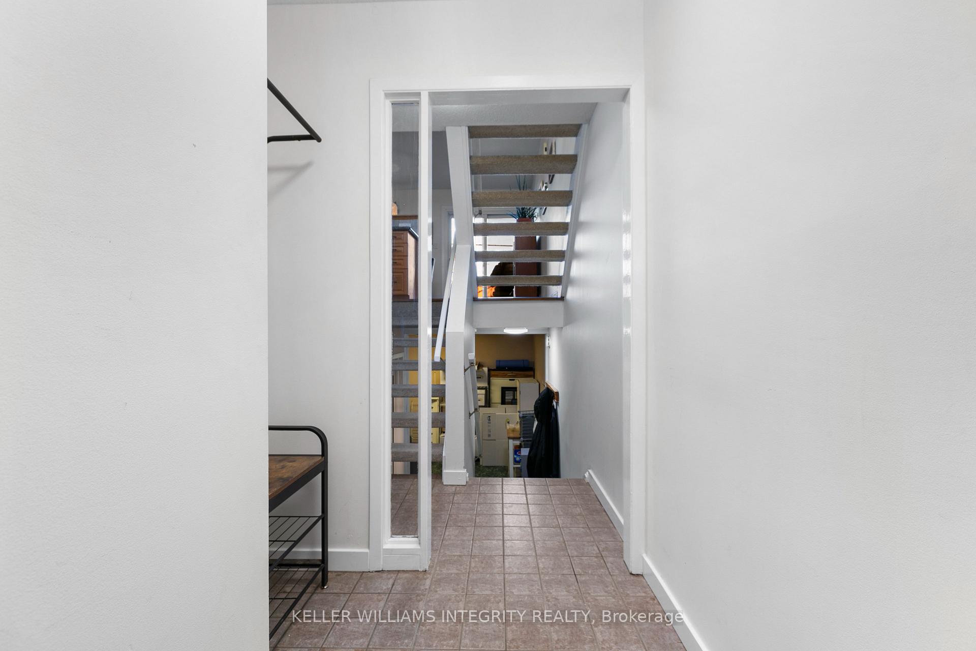 Photo 16 of Unit 15, 120 Walnut Court, Ottawa, West Centre Town — HOMEH