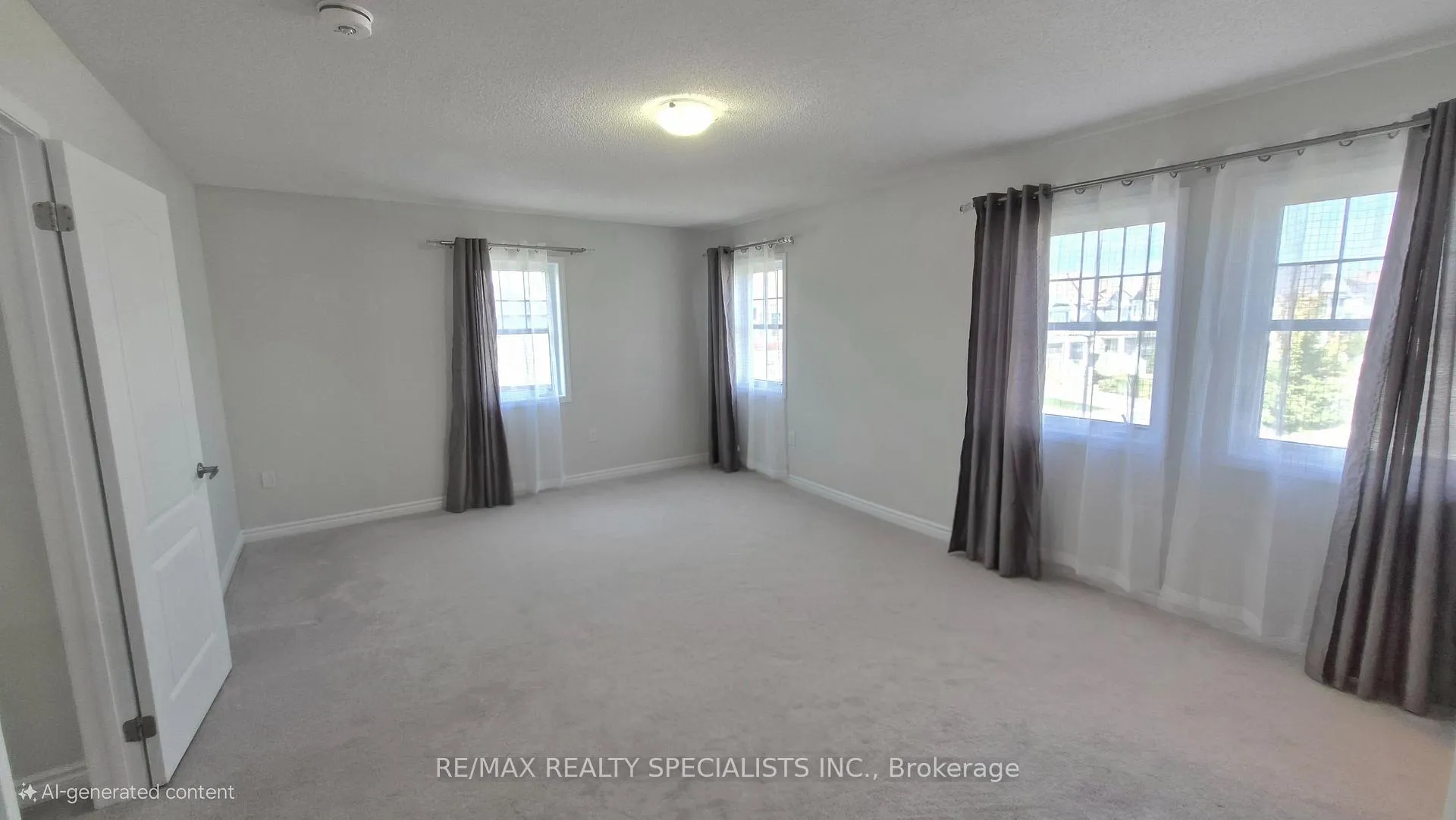 Photo 13 of 112 Village Gate Drive, Wasaga Beach — HOMEH