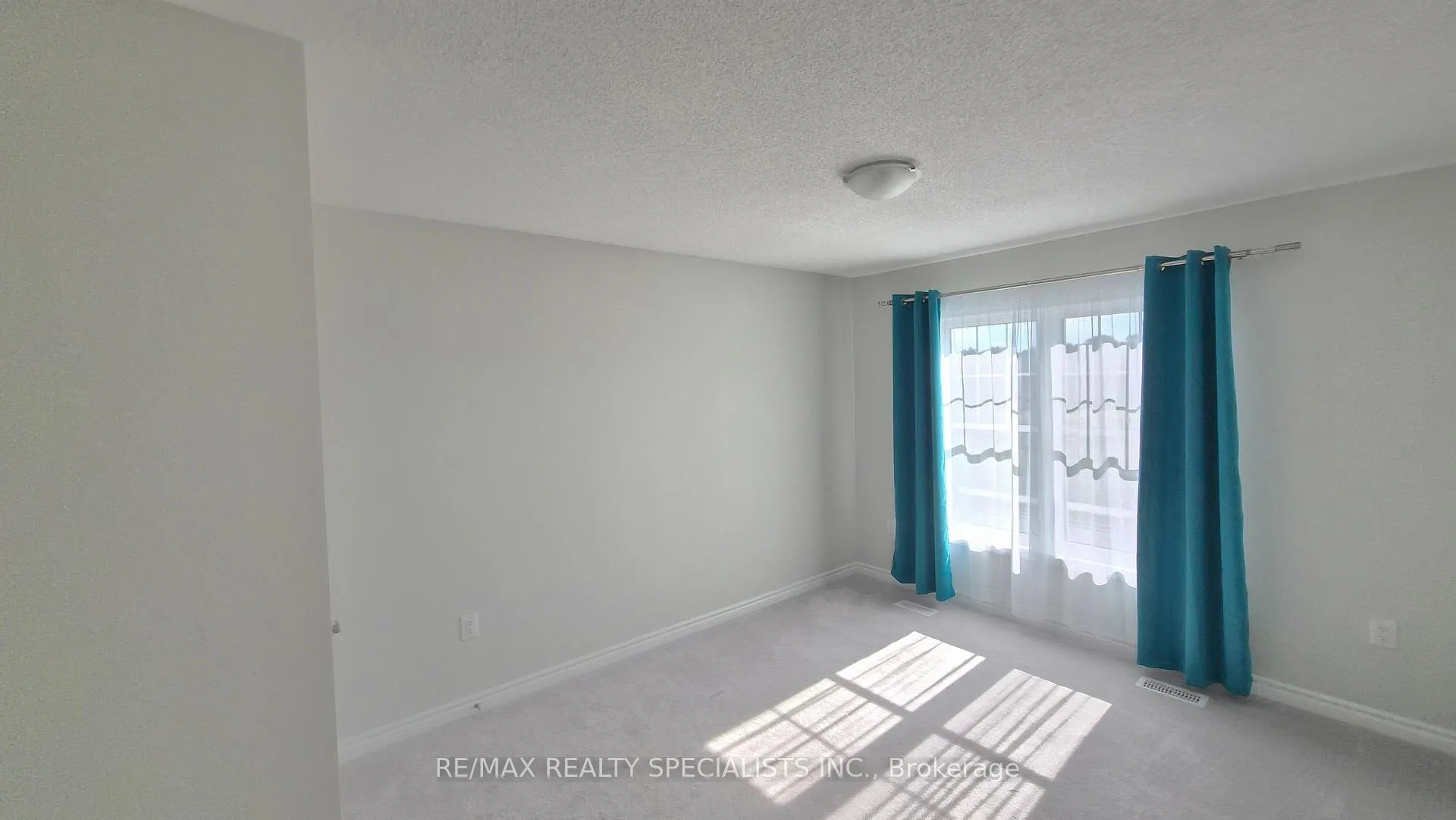 Photo 19 of 112 Village Gate Drive, Wasaga Beach — HOMEH