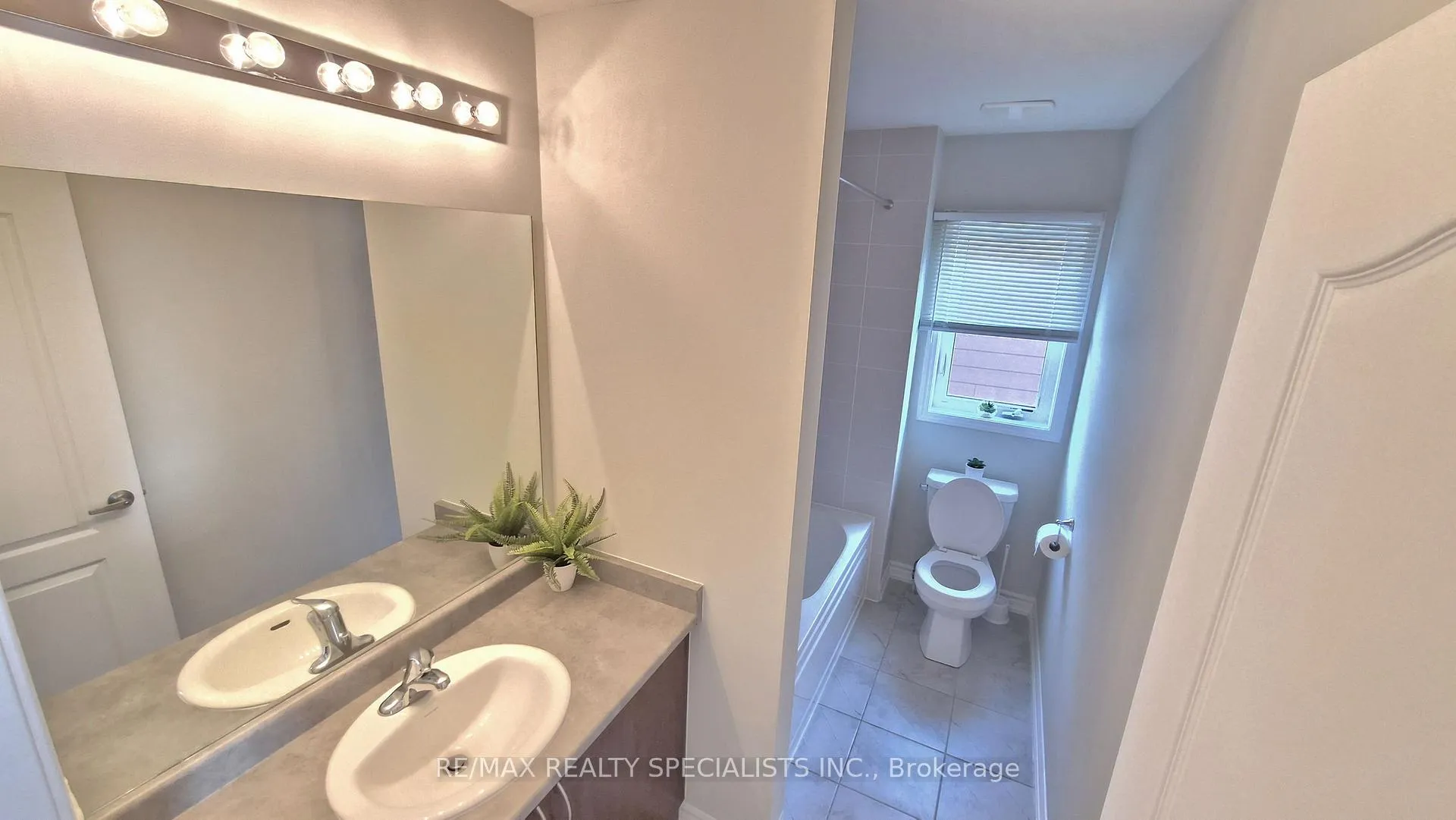 Photo 21 of 112 Village Gate Drive, Wasaga Beach — HOMEH
