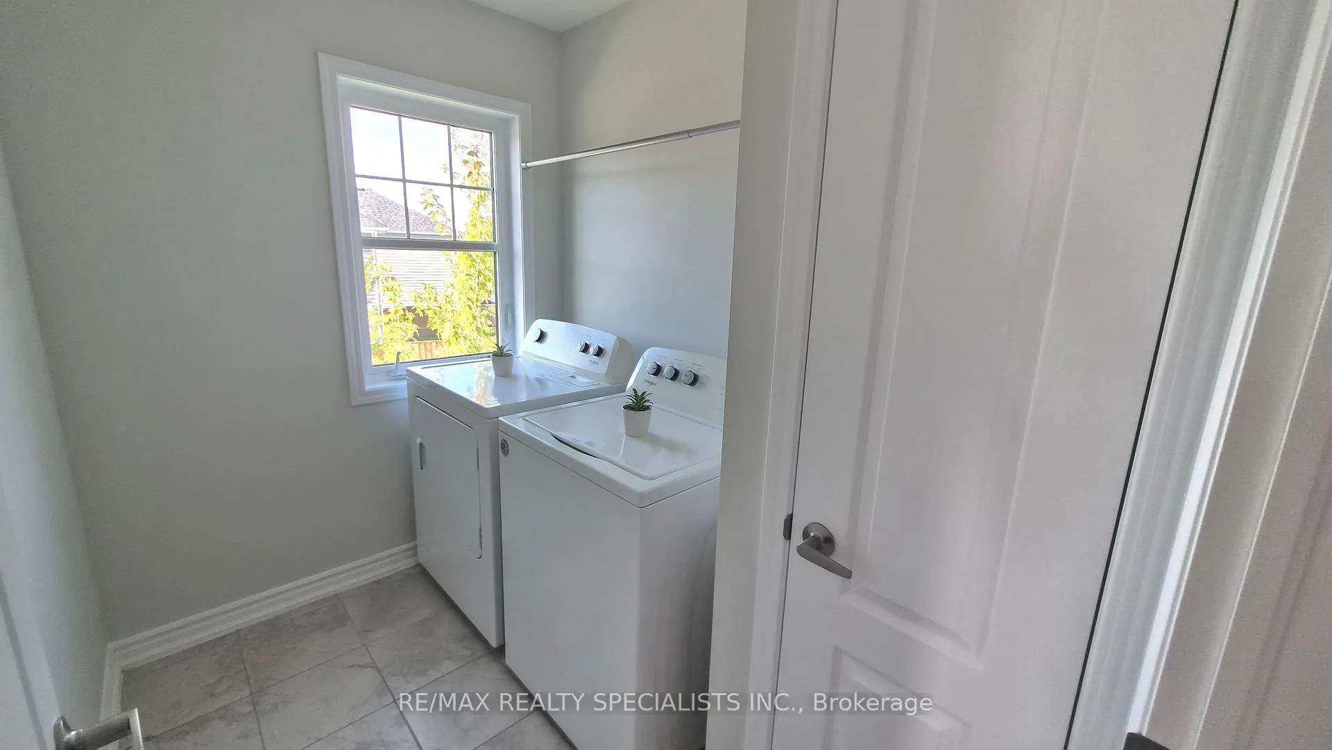 Photo 22 of 112 Village Gate Drive, Wasaga Beach — HOMEH