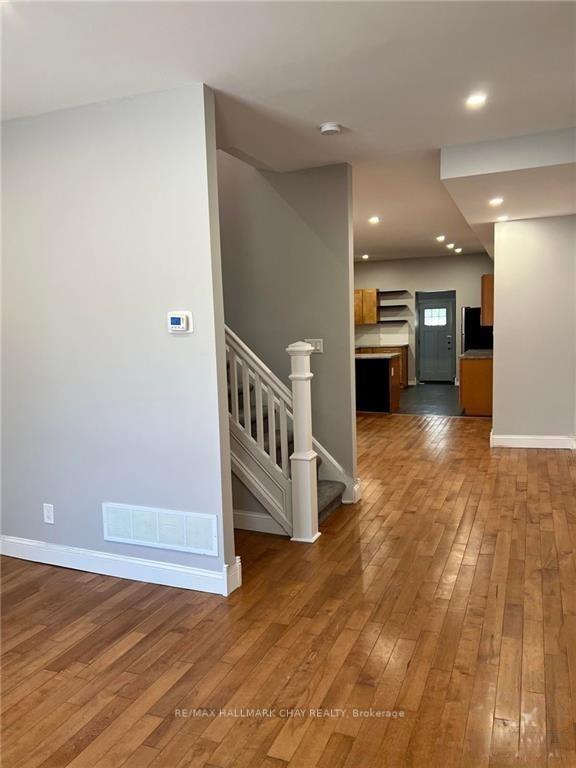 Photo 3 of 14 Spruce Street, Ottawa, West Centre Town — HOMEH