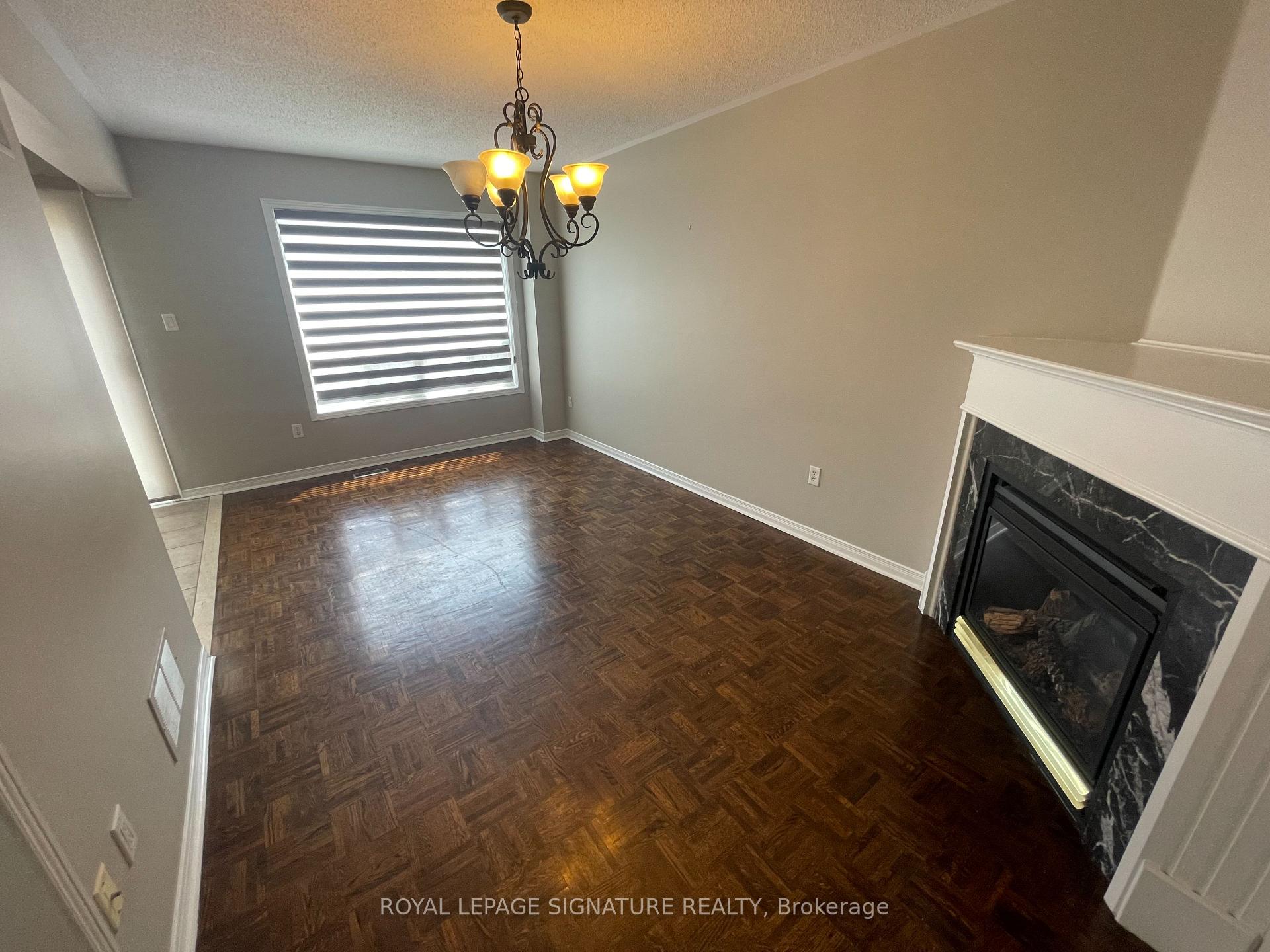 Photo 8 of 17 Neuchatel Avenue, Vaughan, Vellore Village — HOMEH