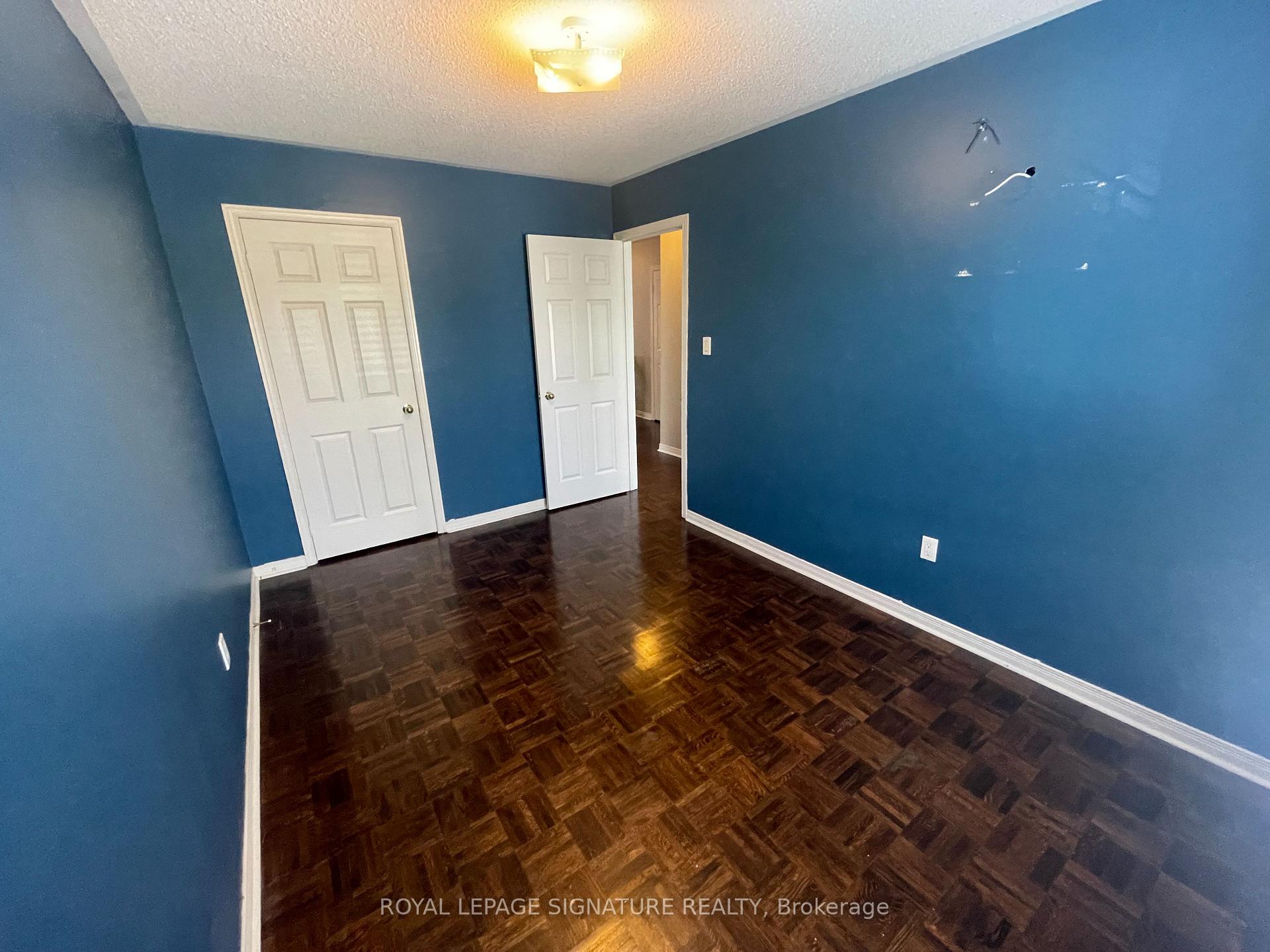 Photo 16 of 17 Neuchatel Avenue, Vaughan, Vellore Village — HOMEH