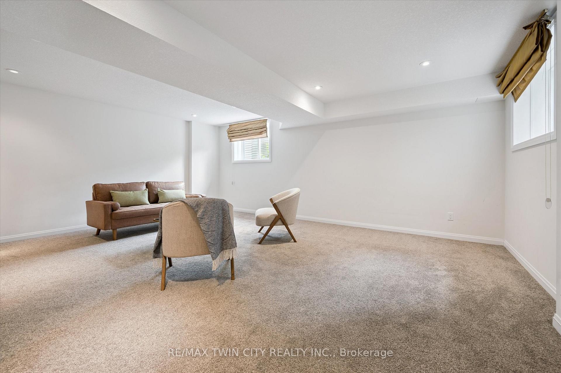Photo 30 of Unit B, 605 Montpellier Drive, Waterloo — HOMEH