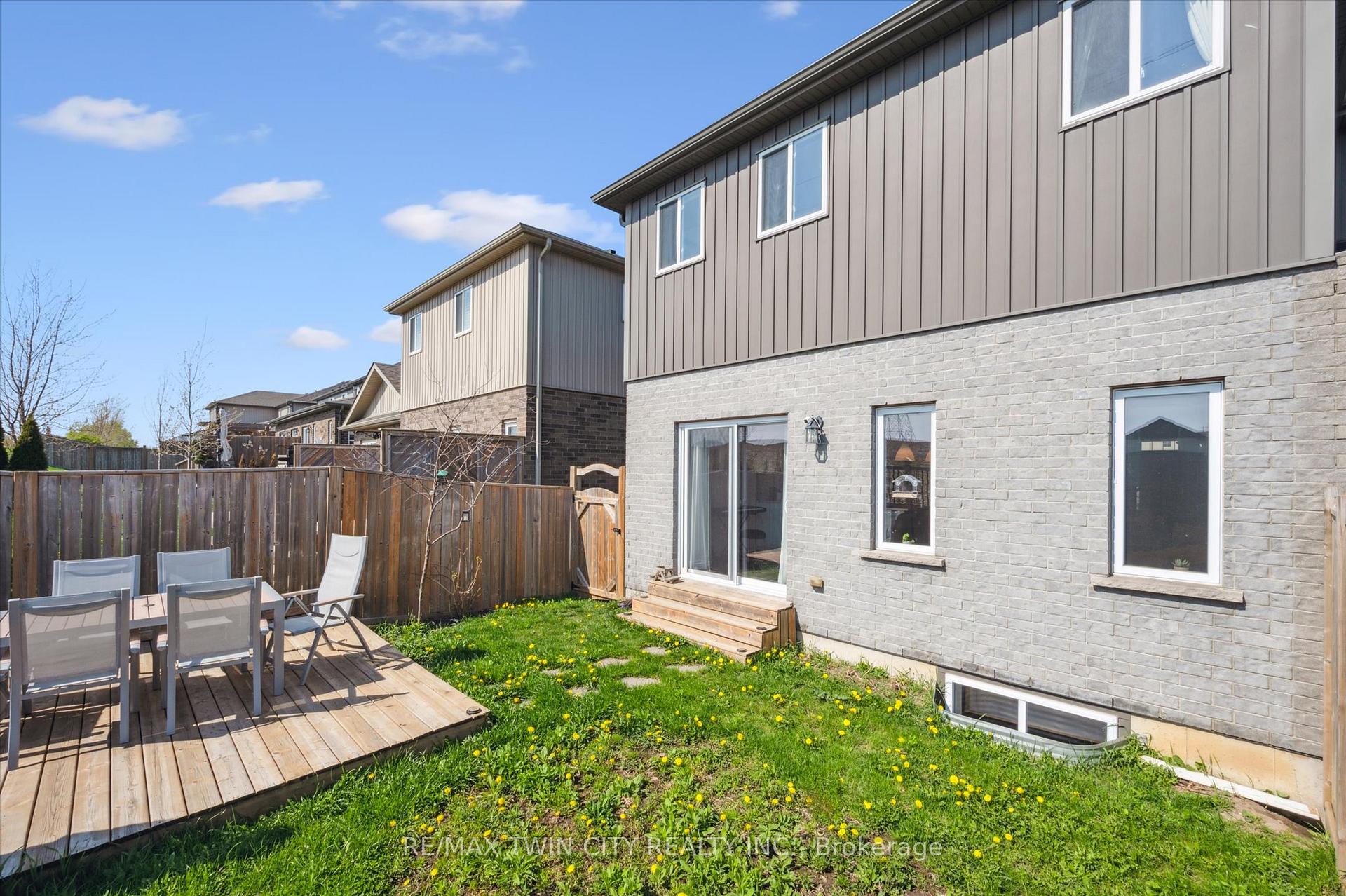 Photo 35 of Unit B, 605 Montpellier Drive, Waterloo — HOMEH