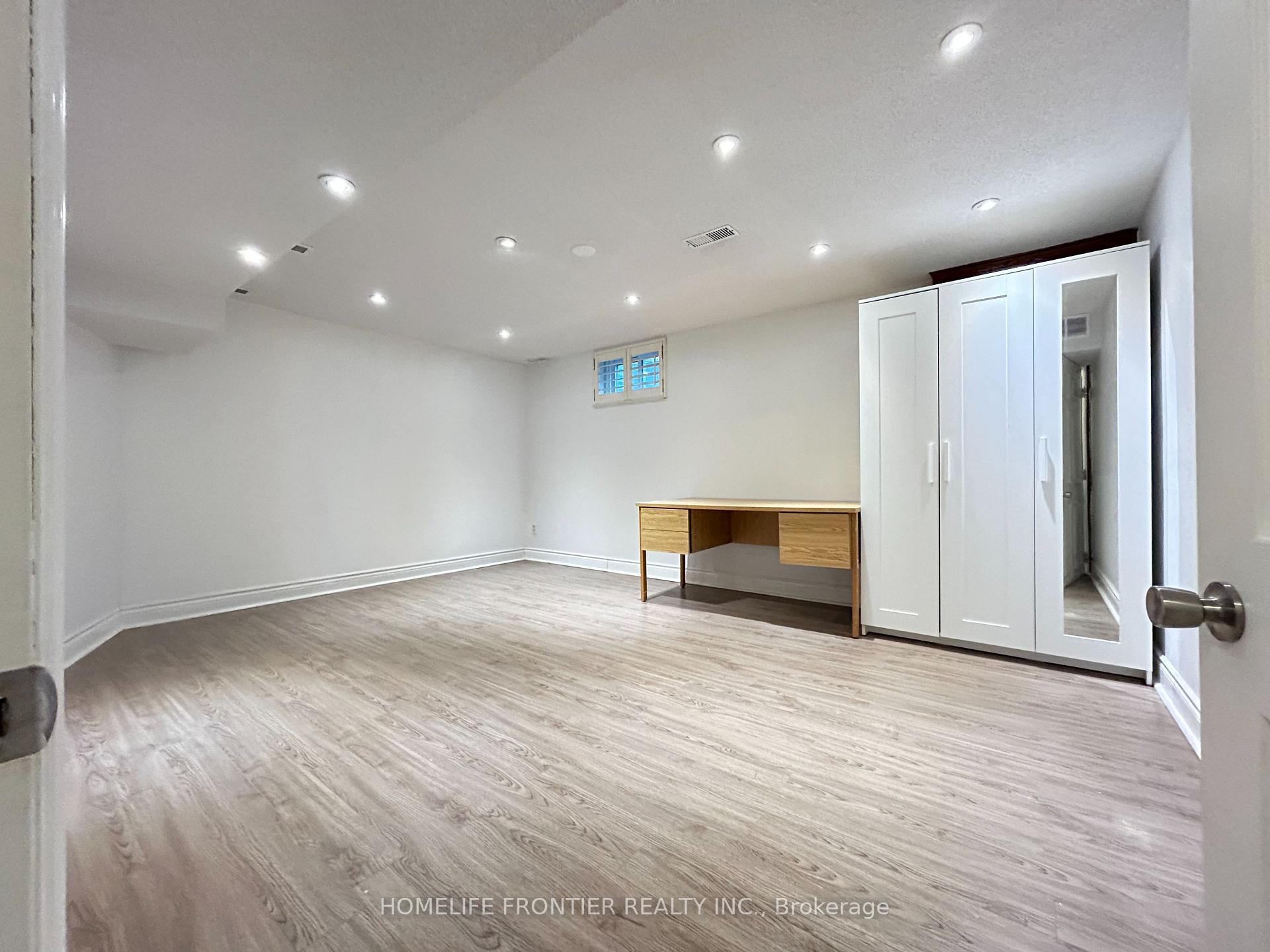Photo 12 of Unit Bsmt, 34 Northlane Road, Vaughan, West Woodbridge — HOMEH