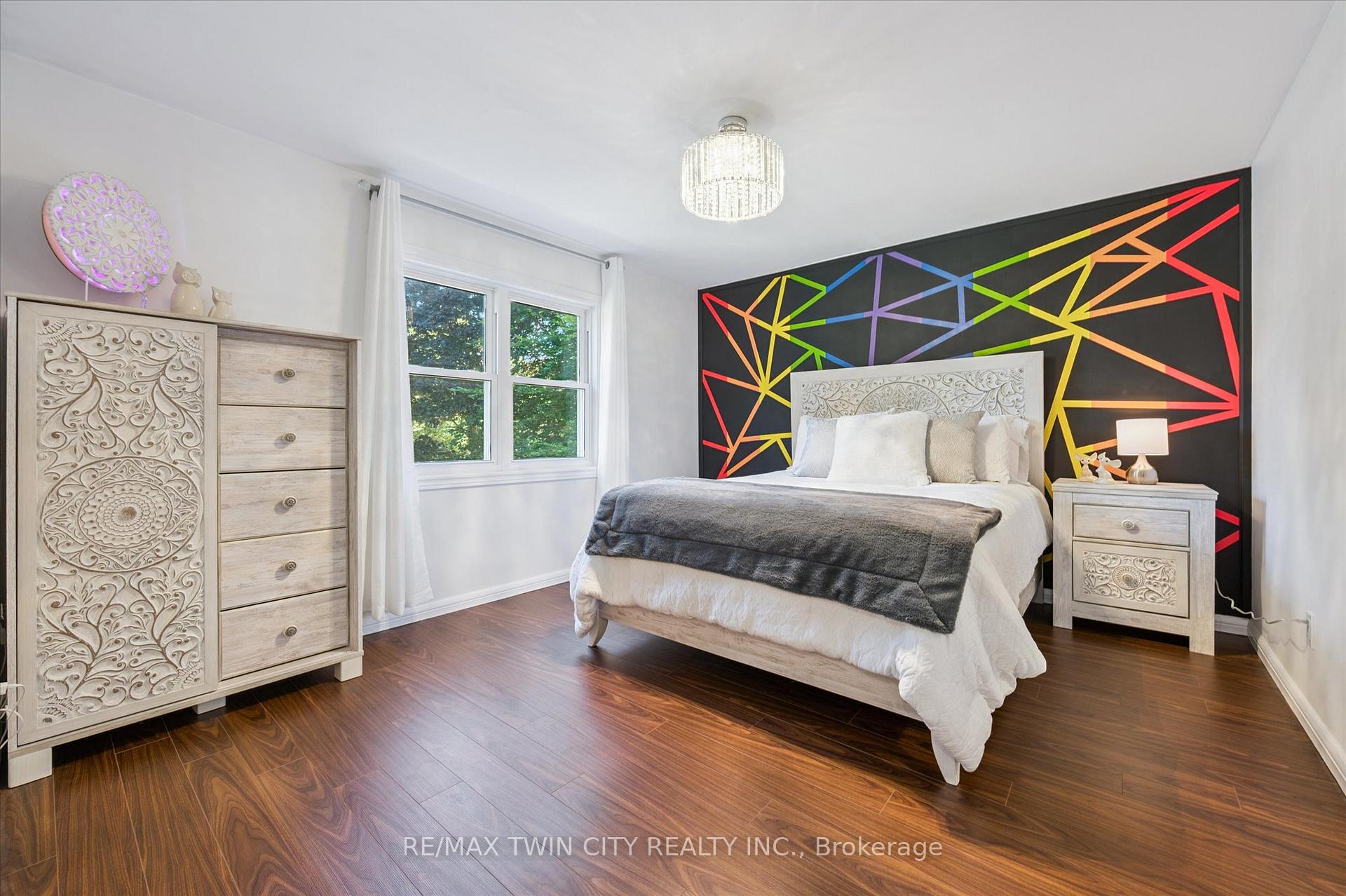 Photo 26 of 444 Stillmeadow Circle, Waterloo — HOMEH
