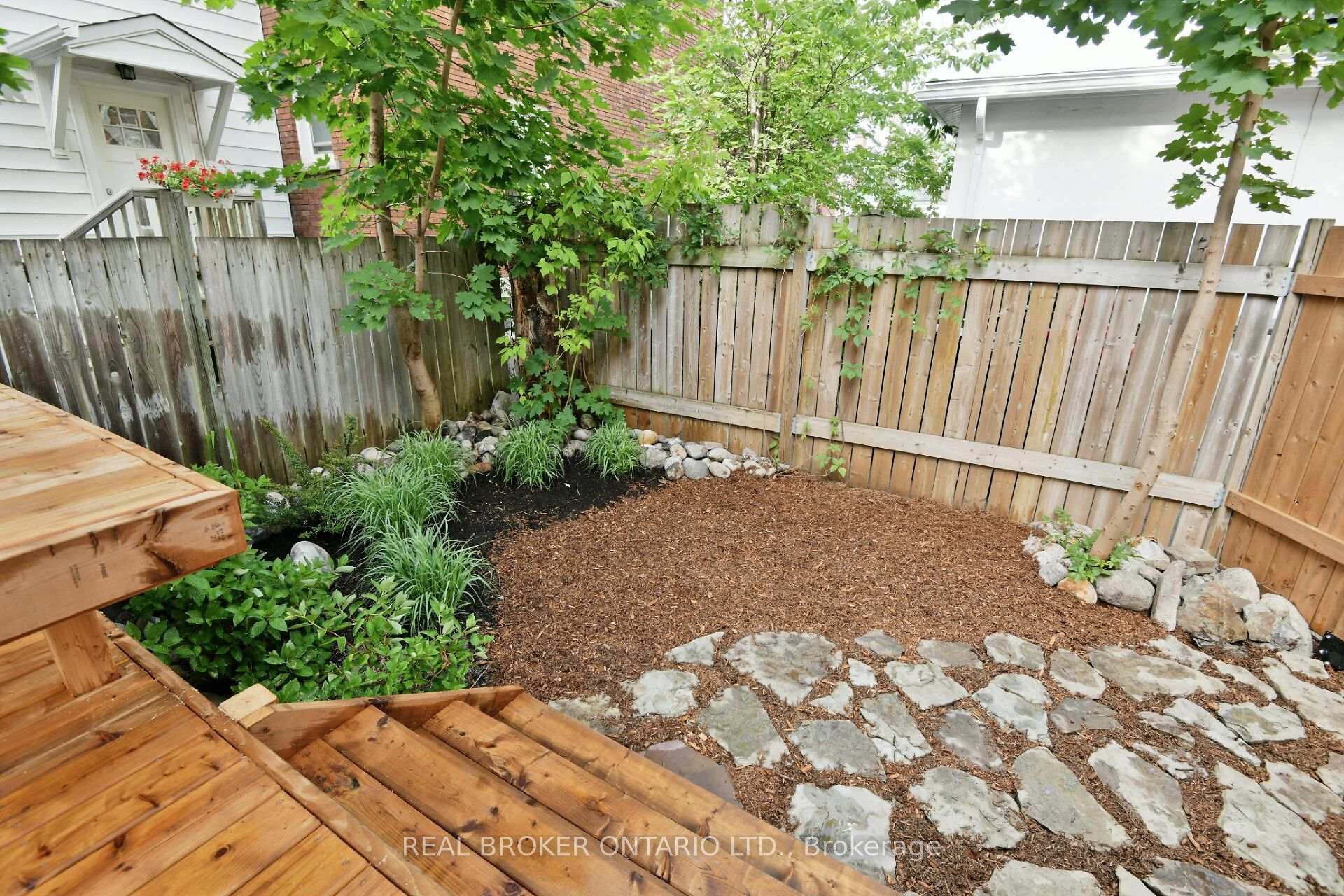 Photo 27 of 5 Foster Street, Ottawa, Hintonburg — HOMEH