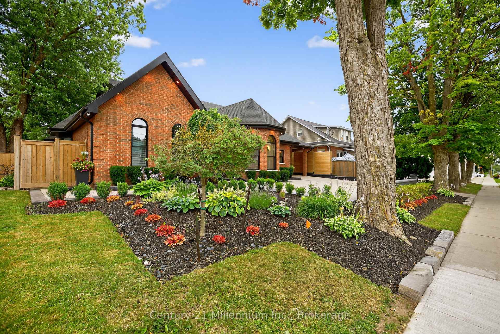 Photo 5 of 124 Frederick Street E, Wellington North, Arthur — HOMEH