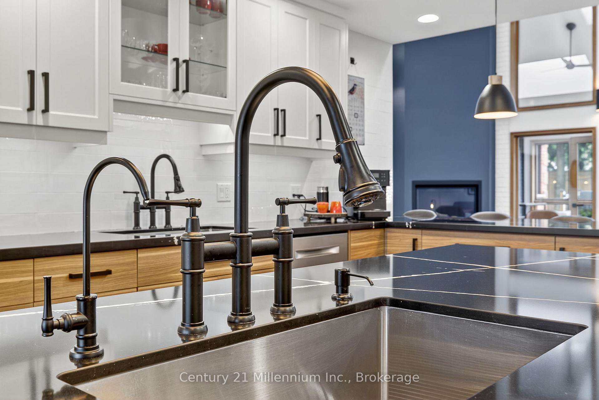 Photo 16 of 124 Frederick Street E, Wellington North, Arthur — HOMEH