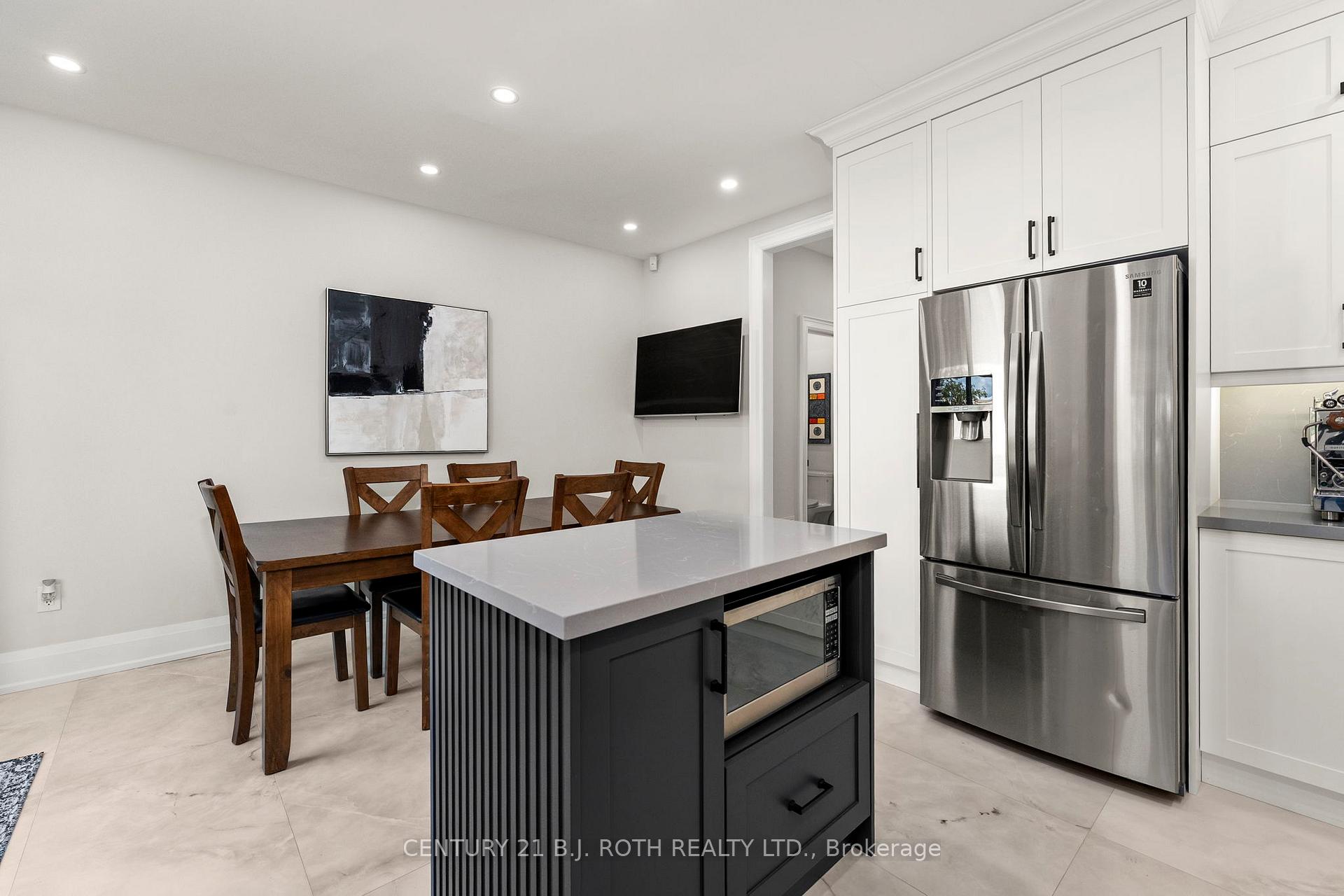 Photo 13 of Unit 15, 8032 Kipling Avenue, Vaughan, West Woodbridge — HOMEH