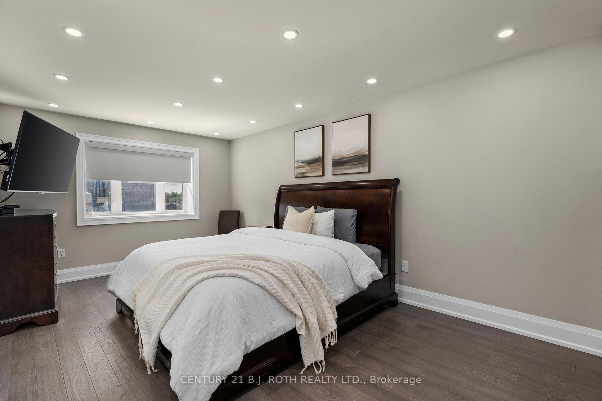 Photo 19 of Unit 15, 8032 Kipling Avenue, Vaughan, West Woodbridge — HOMEH