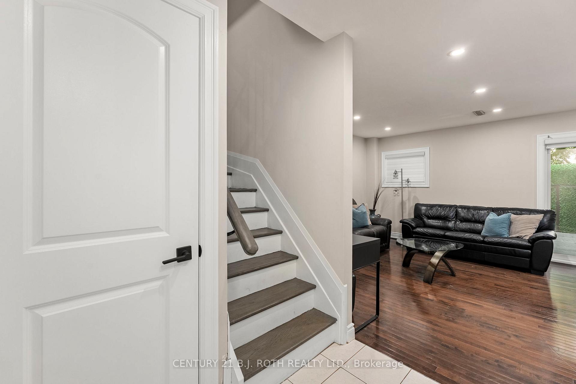 Photo 32 of Unit 15, 8032 Kipling Avenue, Vaughan, West Woodbridge — HOMEH