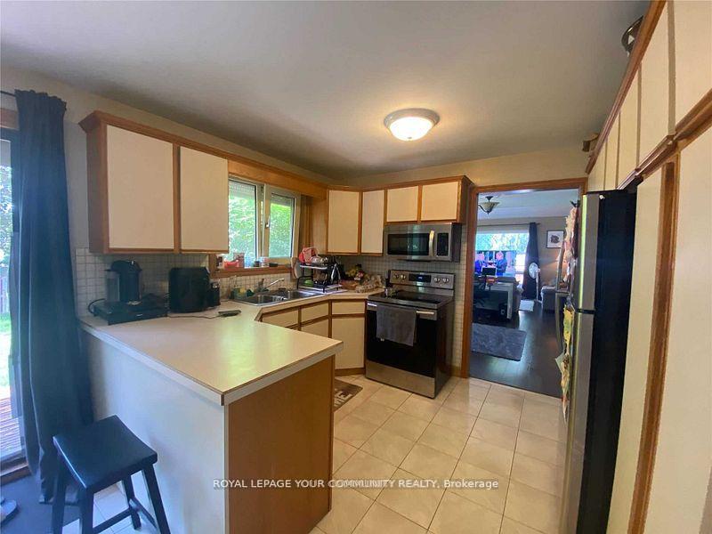 Photo 6 of Unit Main, 70 Chavender Place, Vaughan, West Woodbridge — HOMEH
