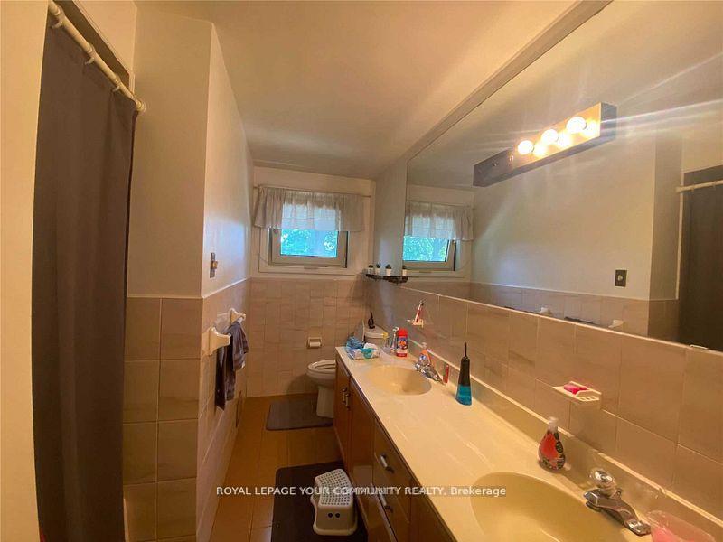 Photo 8 of Unit Main, 70 Chavender Place, Vaughan, West Woodbridge — HOMEH