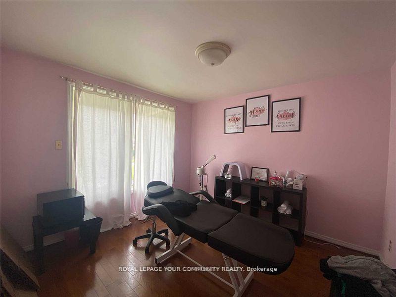 Photo 10 of Unit Main, 70 Chavender Place, Vaughan, West Woodbridge — HOMEH