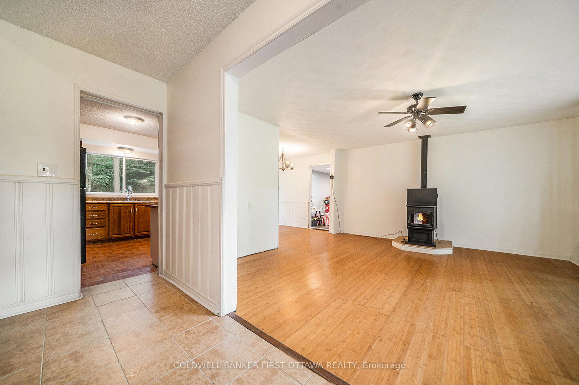 Photo 5 of 739 Scotch Corners Road, Beckwith, Beckwith Twp — HOMEH