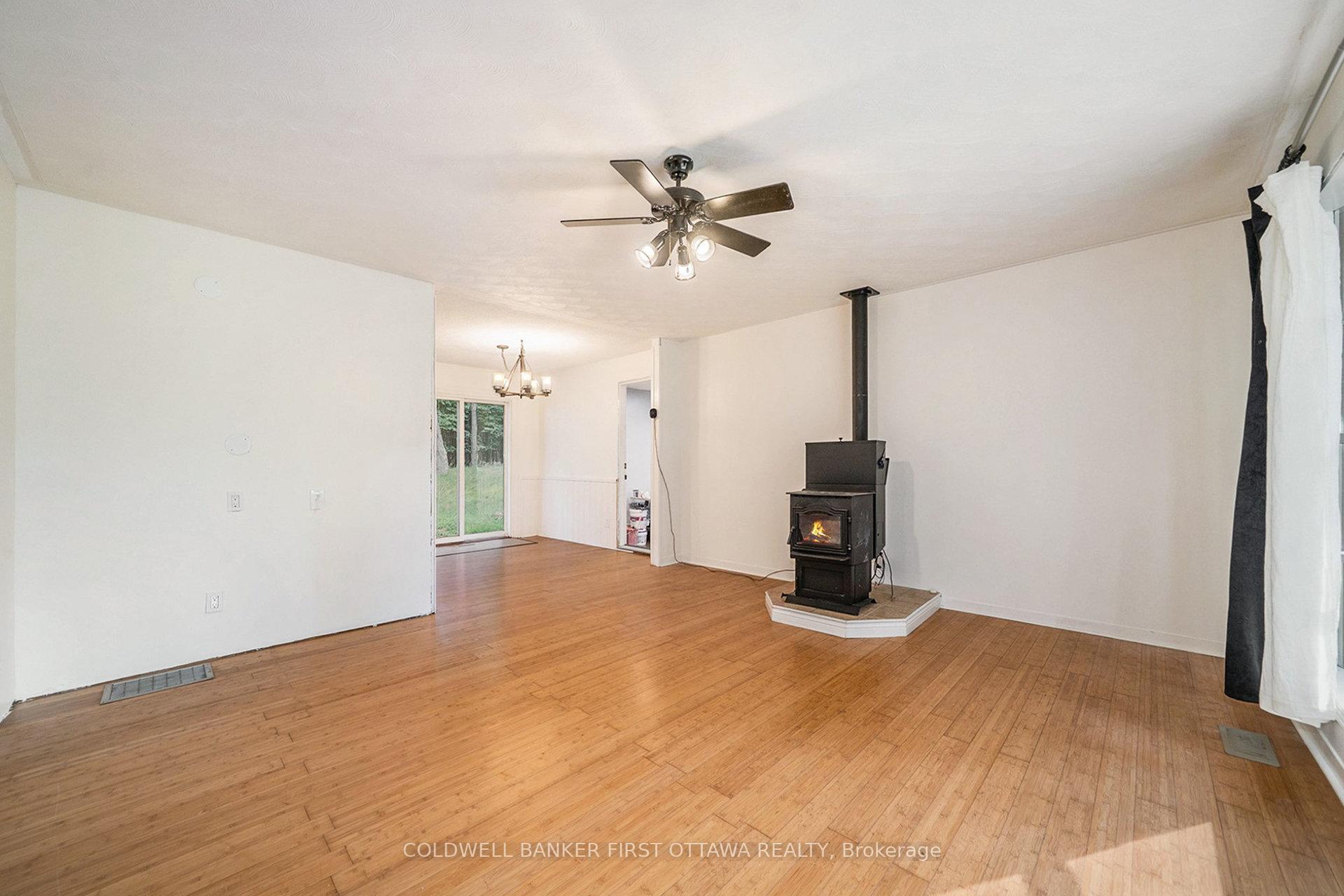 Photo 8 of 739 Scotch Corners Road, Beckwith, Beckwith Twp — HOMEH