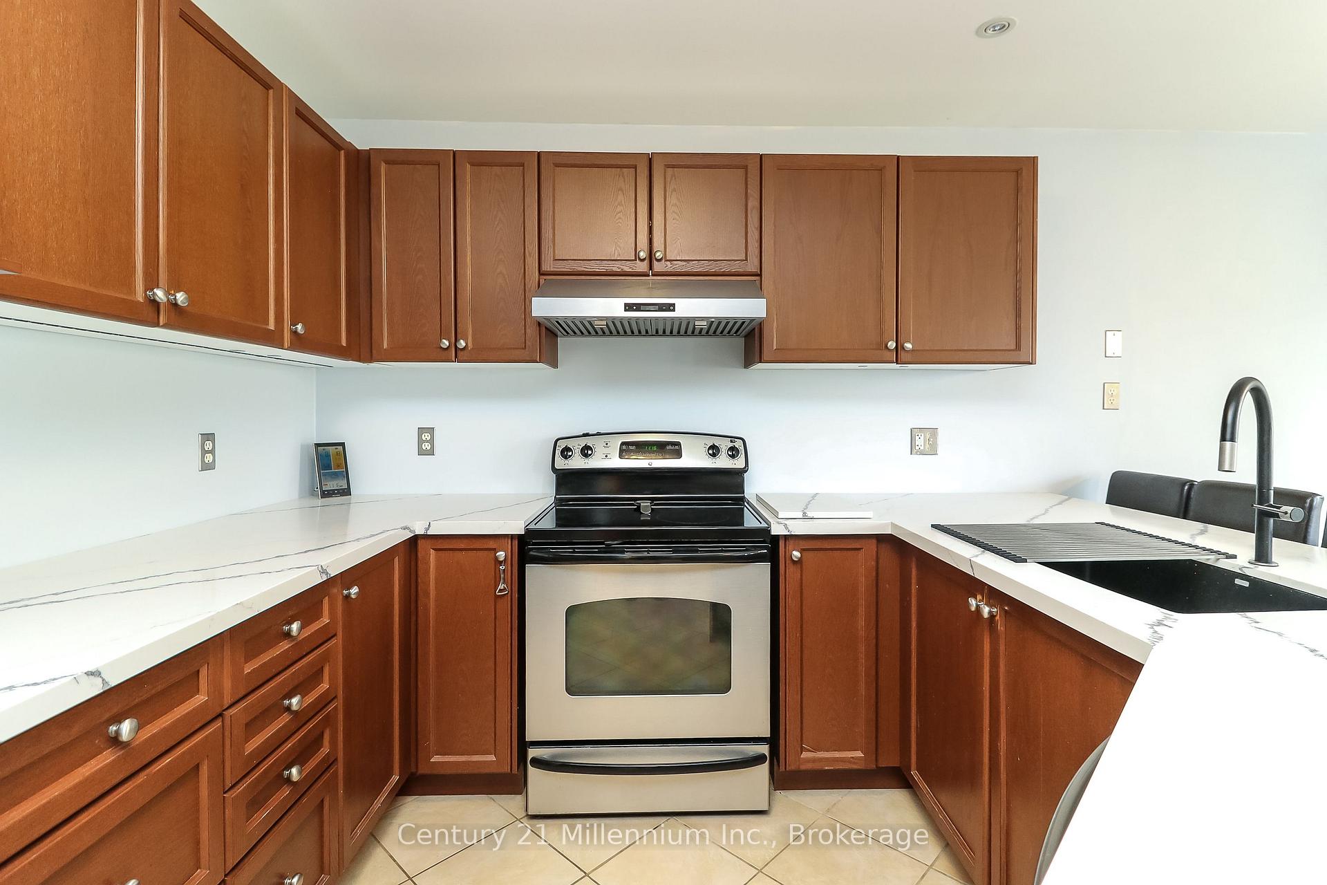 Photo 14 of 140 Constance Boulevard, Wasaga Beach — HOMEH