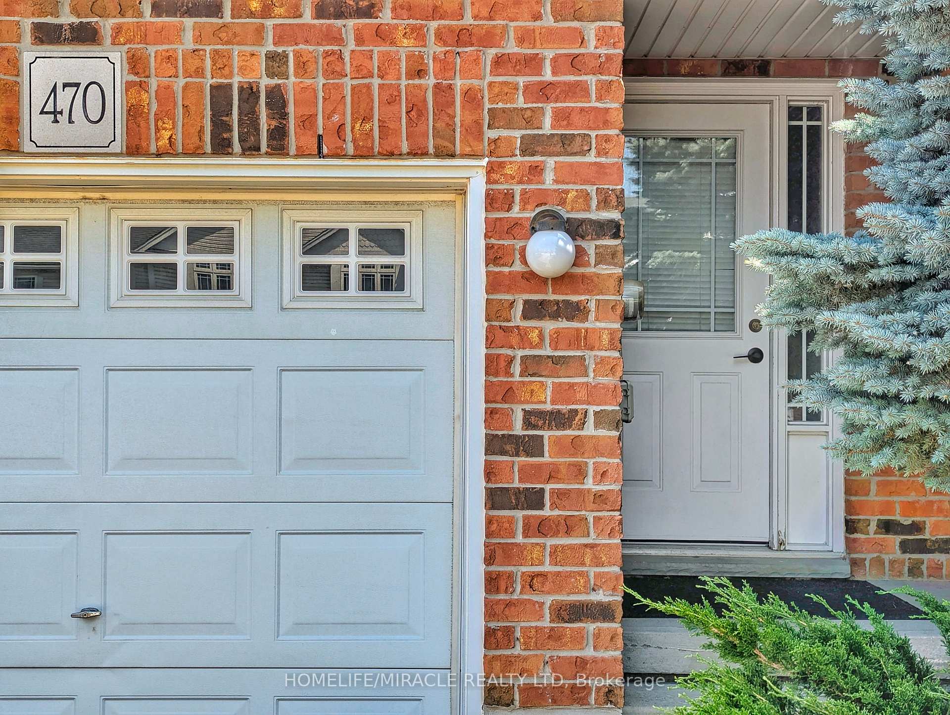 Photo 2 of 470 Annapolis Court, Waterloo, Eastbridge — HOMEH