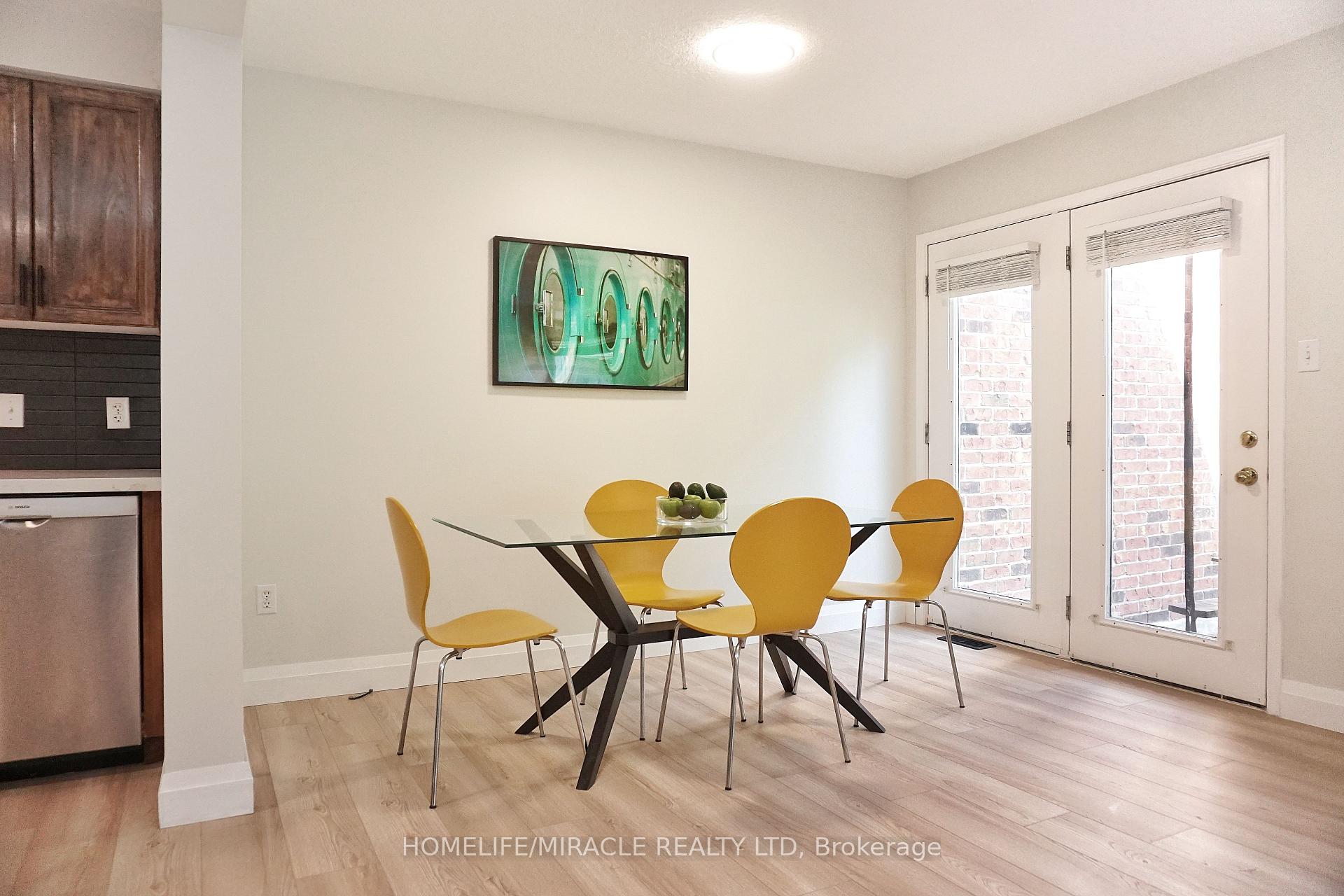 Photo 13 of 470 Annapolis Court, Waterloo, Eastbridge — HOMEH