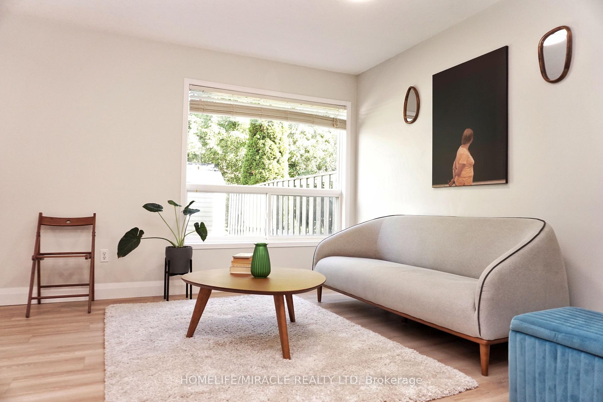 Photo 23 of 470 Annapolis Court, Waterloo, Eastbridge — HOMEH