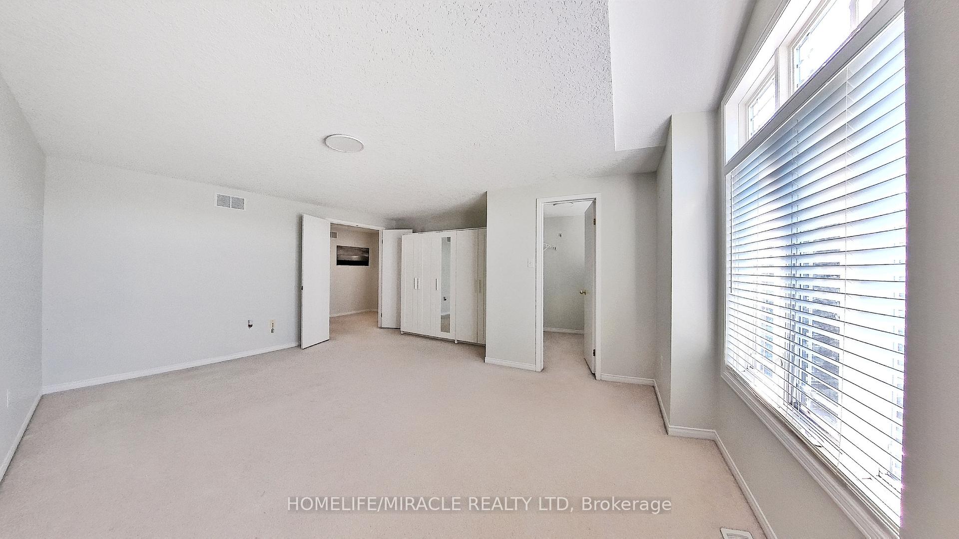 Photo 38 of 470 Annapolis Court, Waterloo, Eastbridge — HOMEH