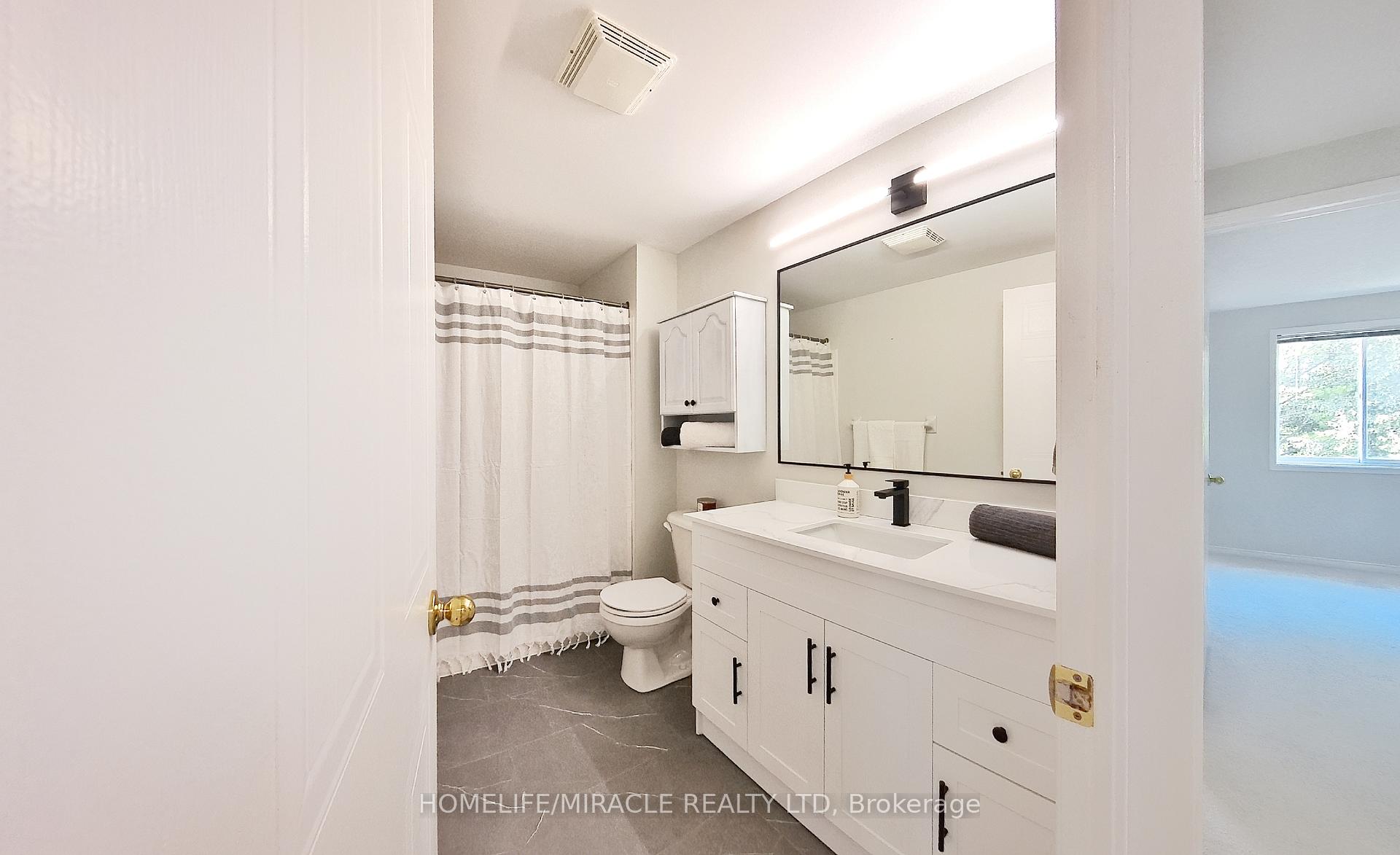 Photo 40 of 470 Annapolis Court, Waterloo, Eastbridge — HOMEH
