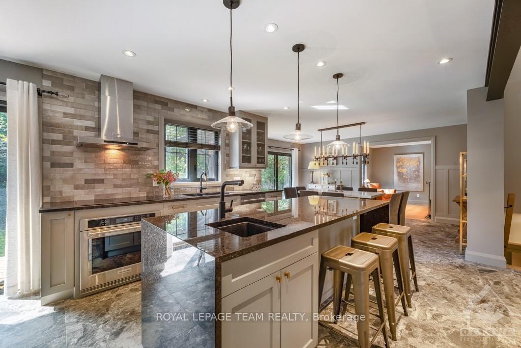 Photo 6 of 4794 Massey Lane, Ottawa, Rothwell Heights — HOMEH