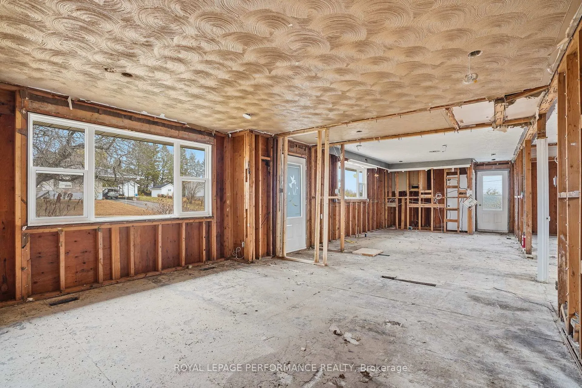 Photo 13 of 108 John Street, Champlain, L'Orignal — HOMEH
