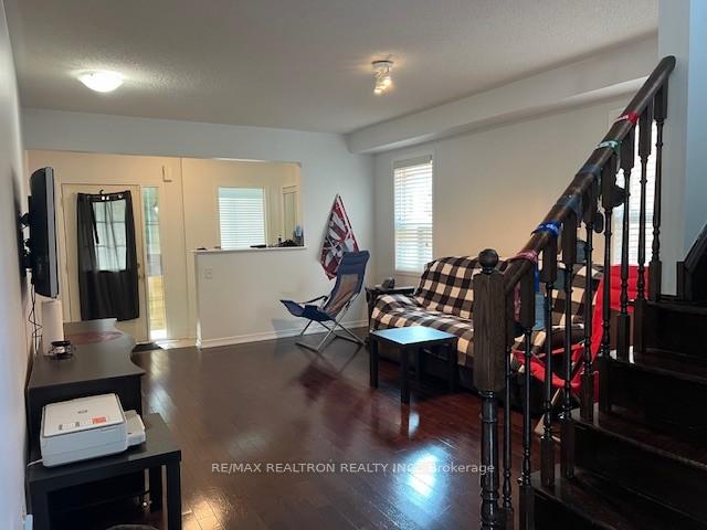 Photo 6 of Unit #Upper, 44 Lewis Honey Drive, Aurora, Bayview Northeast — HOMEH