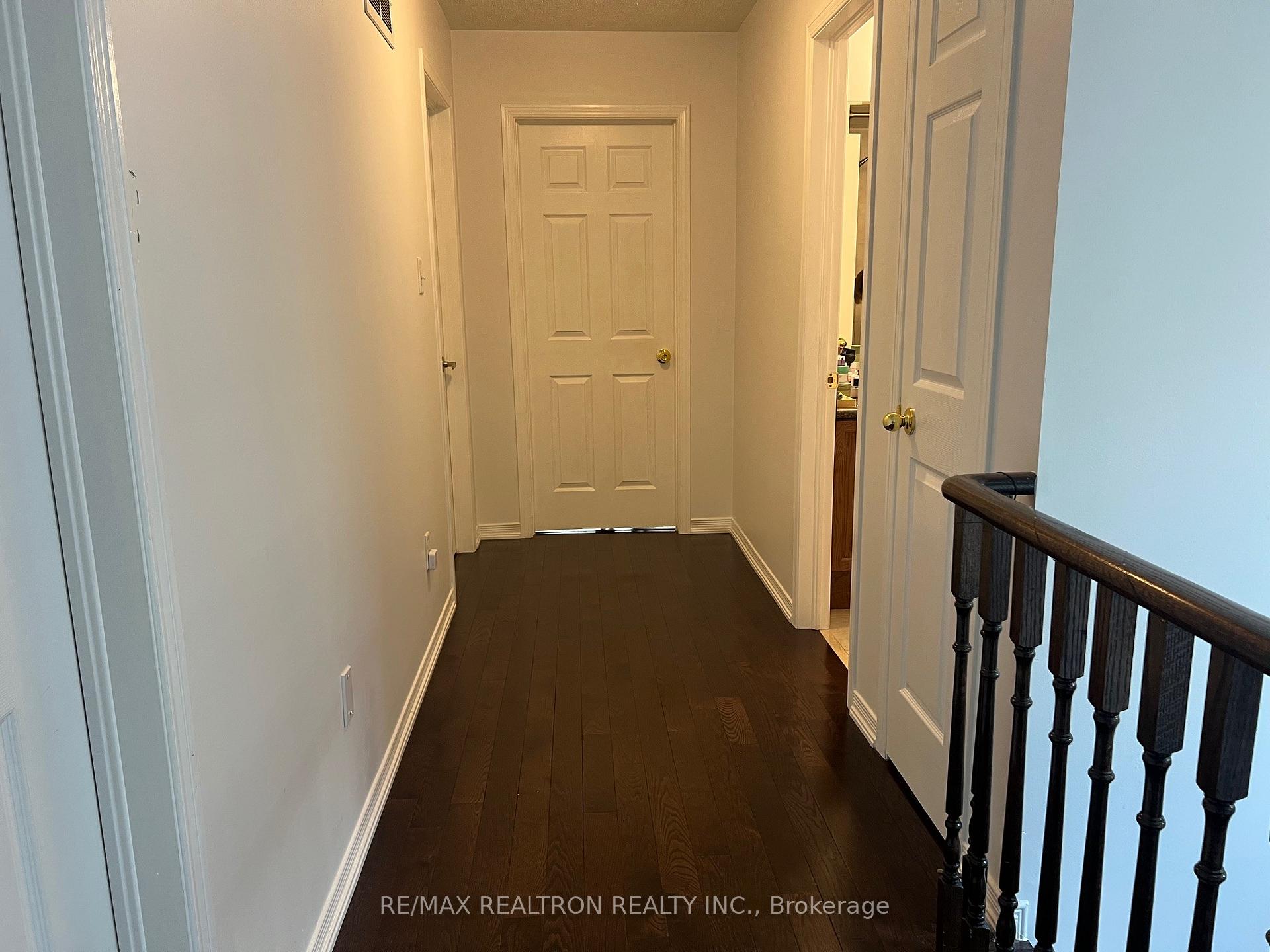 Photo 20 of Unit #Upper, 44 Lewis Honey Drive, Aurora, Bayview Northeast — HOMEH