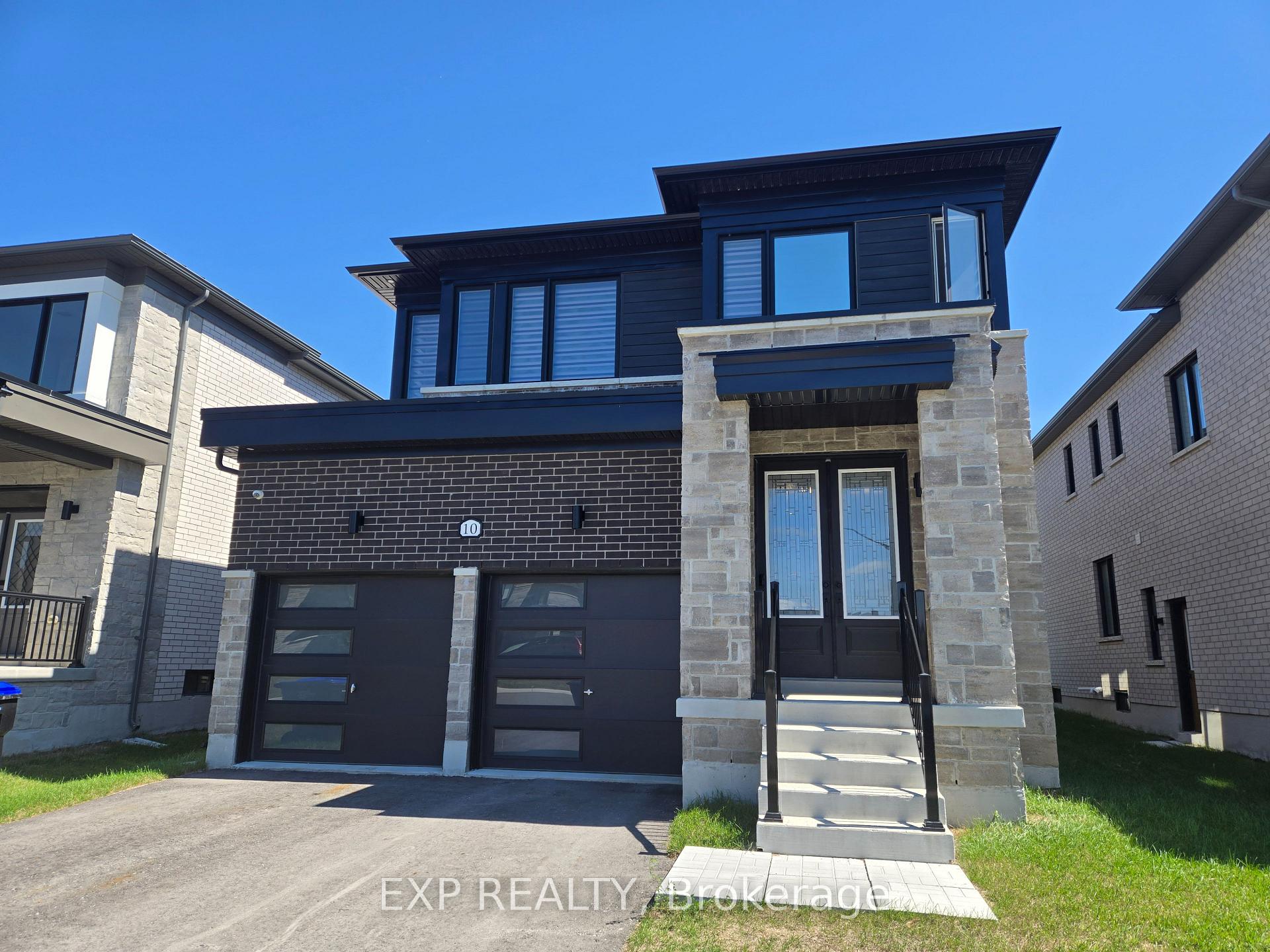 Photo 2 of 10 Nicort Road, Wasaga Beach — HOMEH