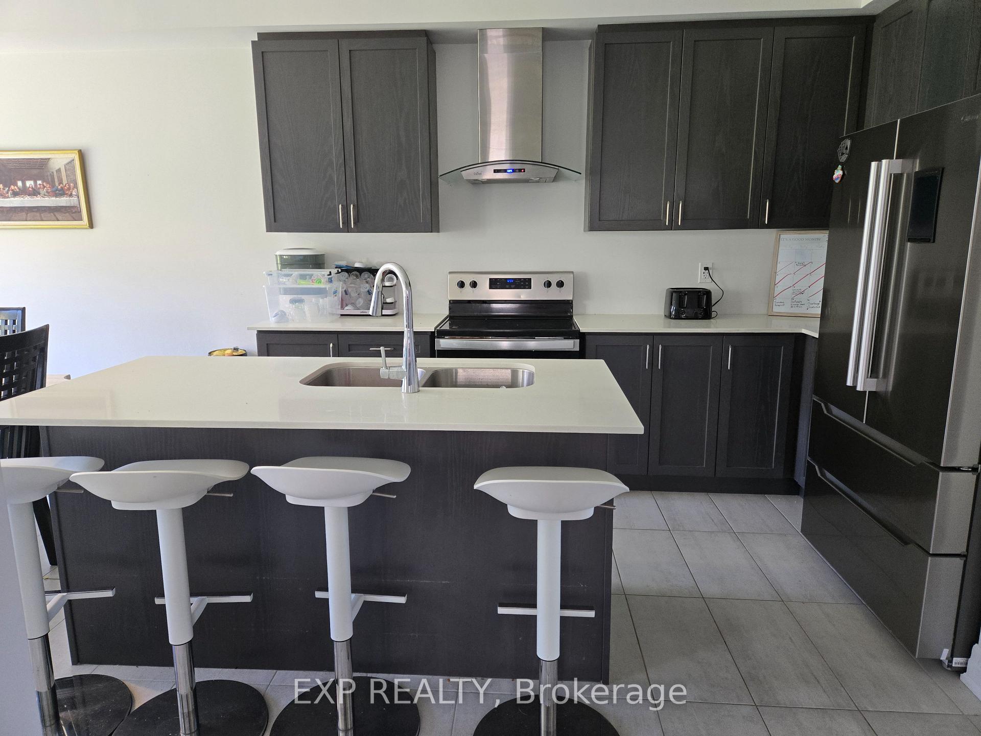 Photo 7 of 10 Nicort Road, Wasaga Beach — HOMEH