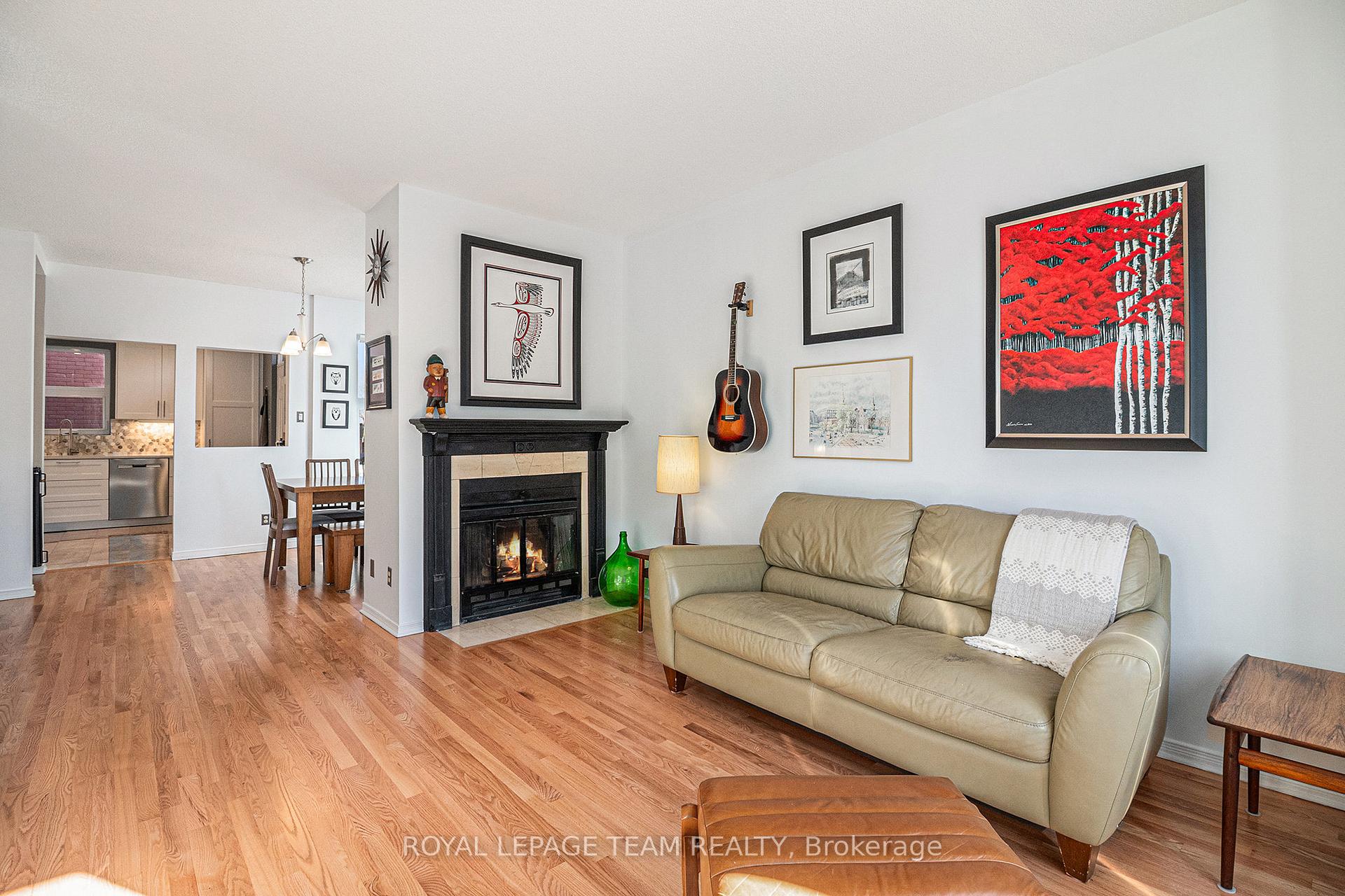 Photo 3 of 119 Elm Street, Ottawa, West Centre Town — HOMEH