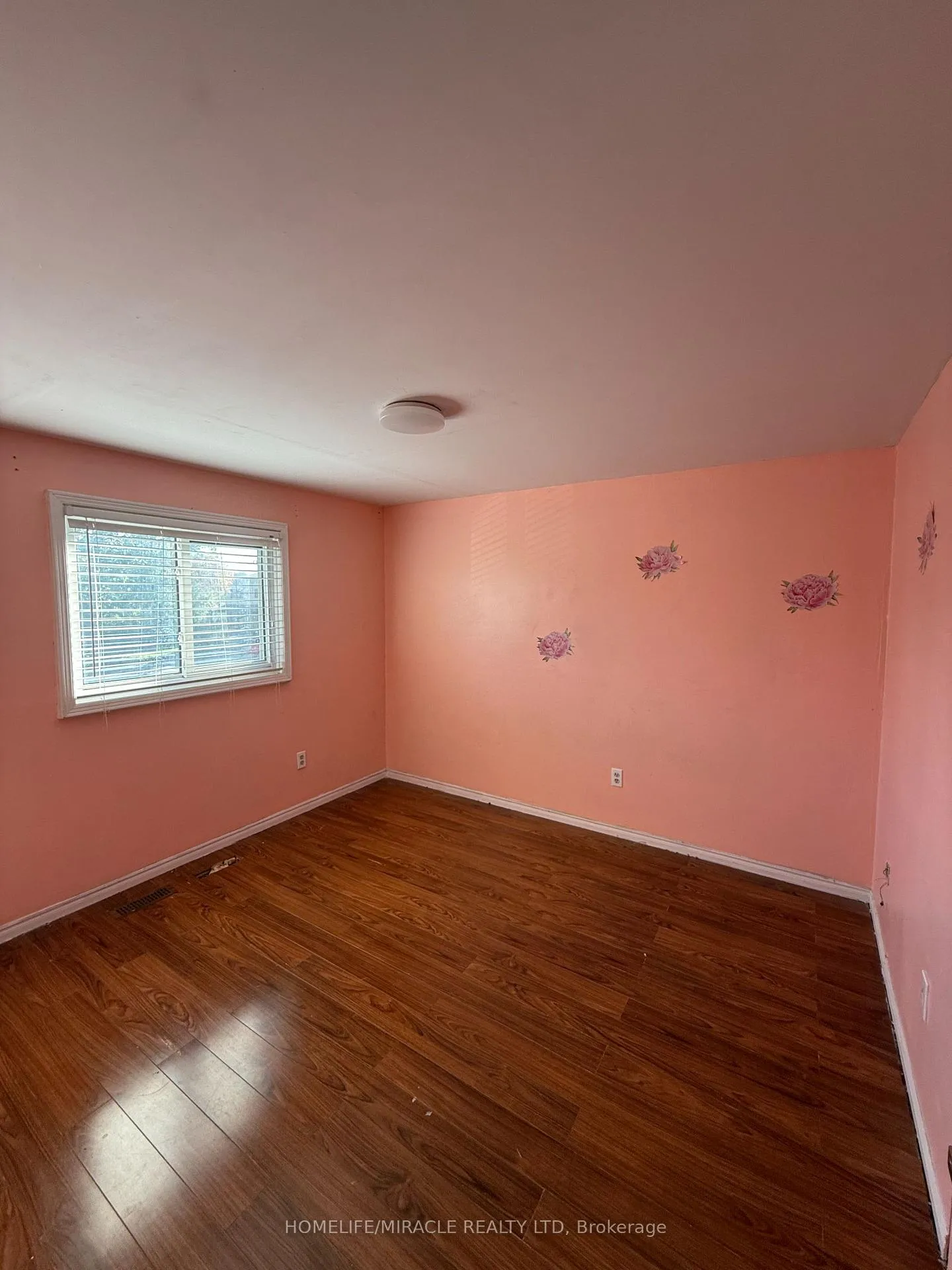 Photo 12 of 44 Knapton Avenue, Ajax, Central — HOMEH