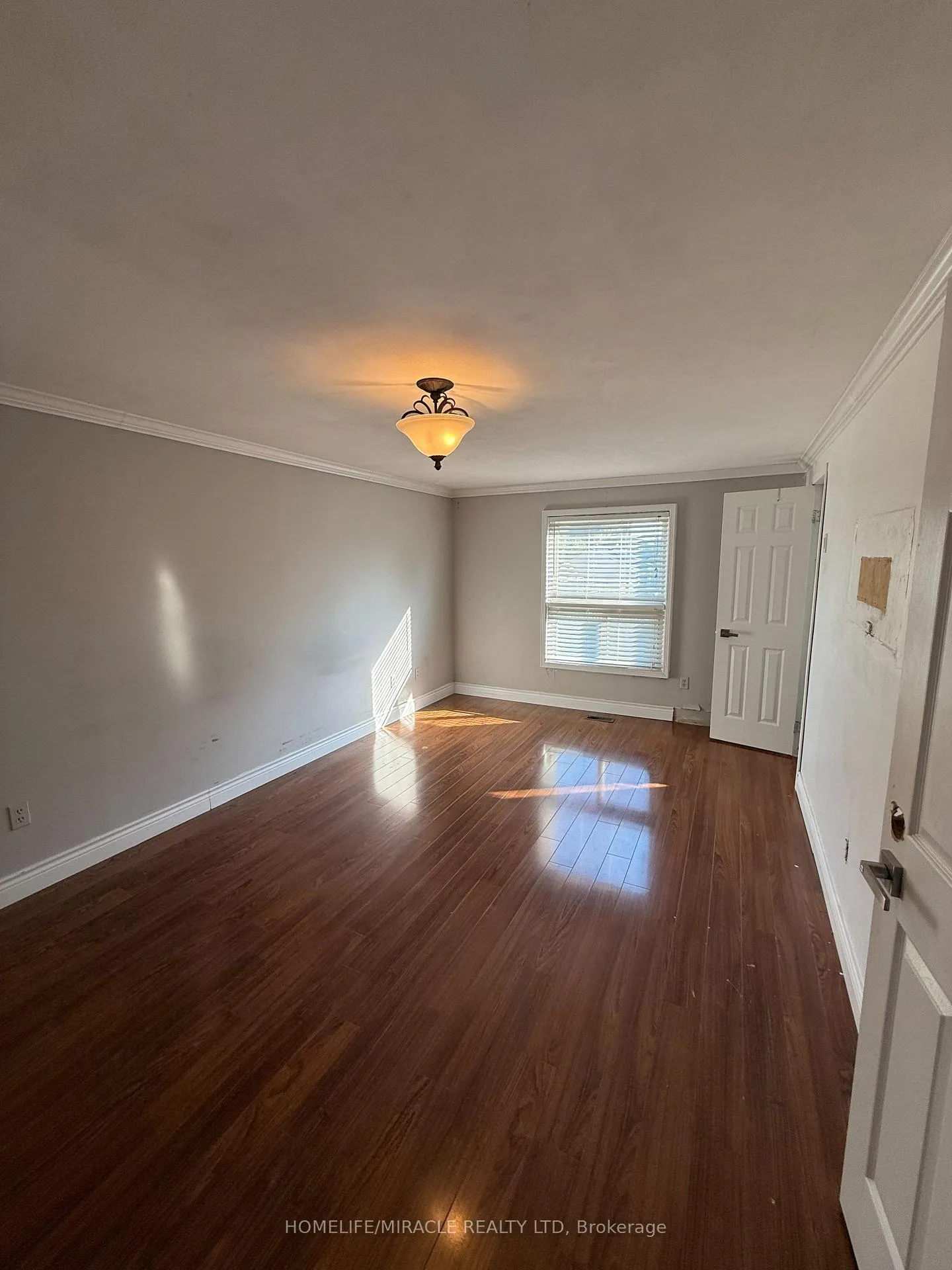 Photo 15 of 44 Knapton Avenue, Ajax, Central — HOMEH