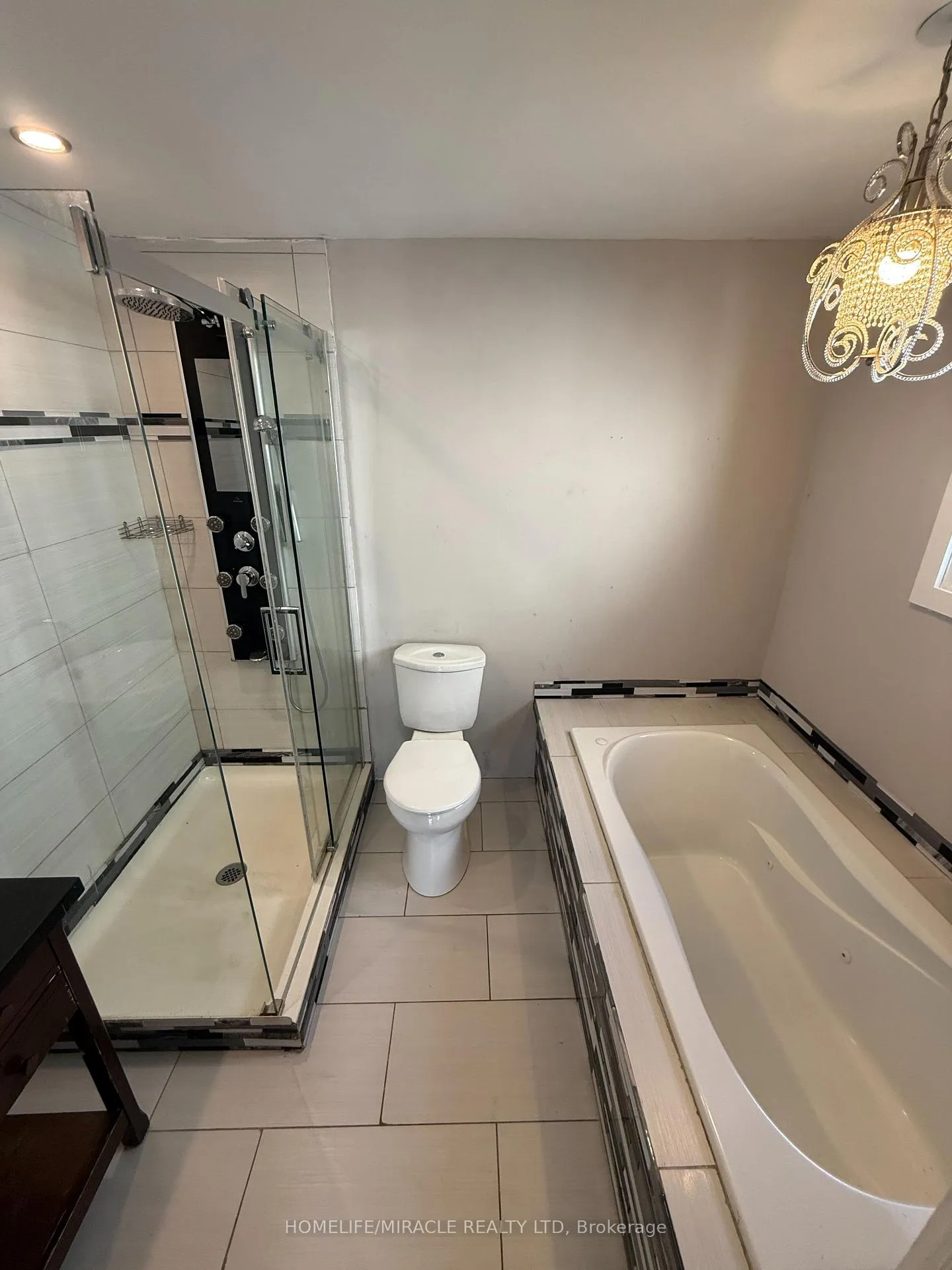 Photo 16 of 44 Knapton Avenue, Ajax, Central — HOMEH
