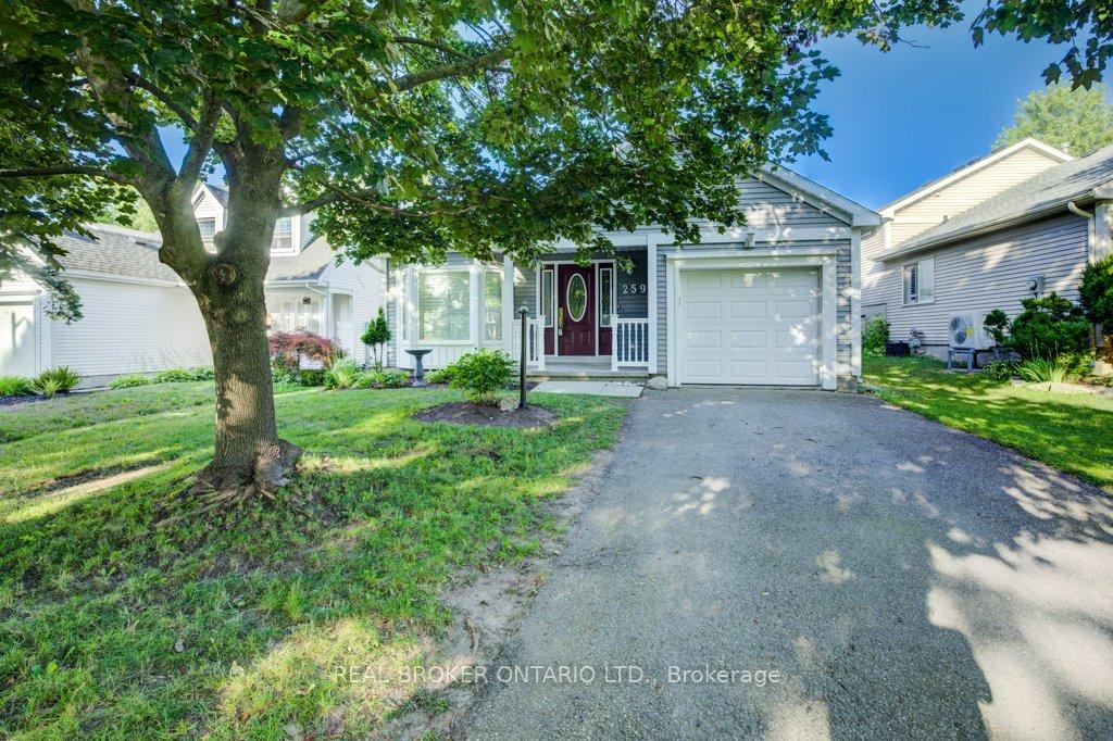 Photo 2 of 259 Newport Place, Waterloo — HOMEH