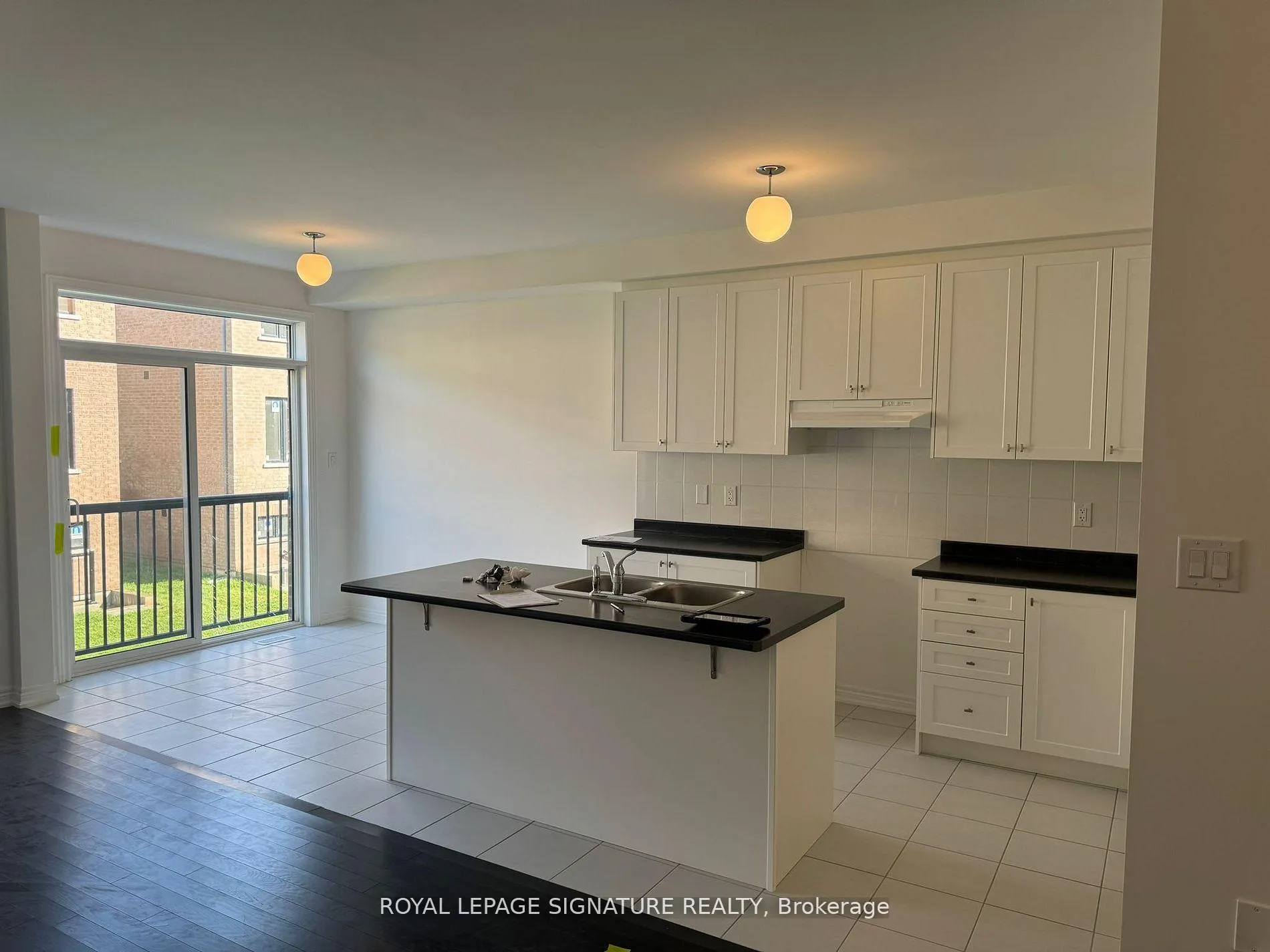 Photo 4 of Unit Upper, 72 Singhampton Road, Vaughan, Kleinburg — HOMEH